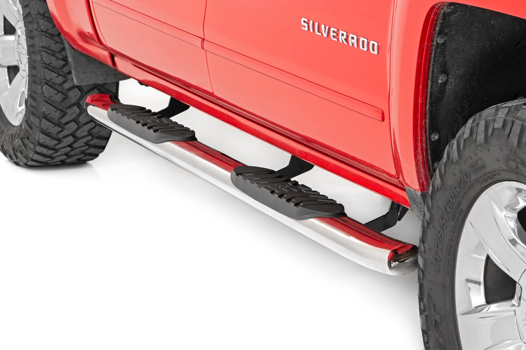 Ovale Nerf-Trittstufen | Edelstahl | Doppelkabine | DEF-Tank | Chevy/GMC 1500/2500HD/3500HD (07–19 & Classic)