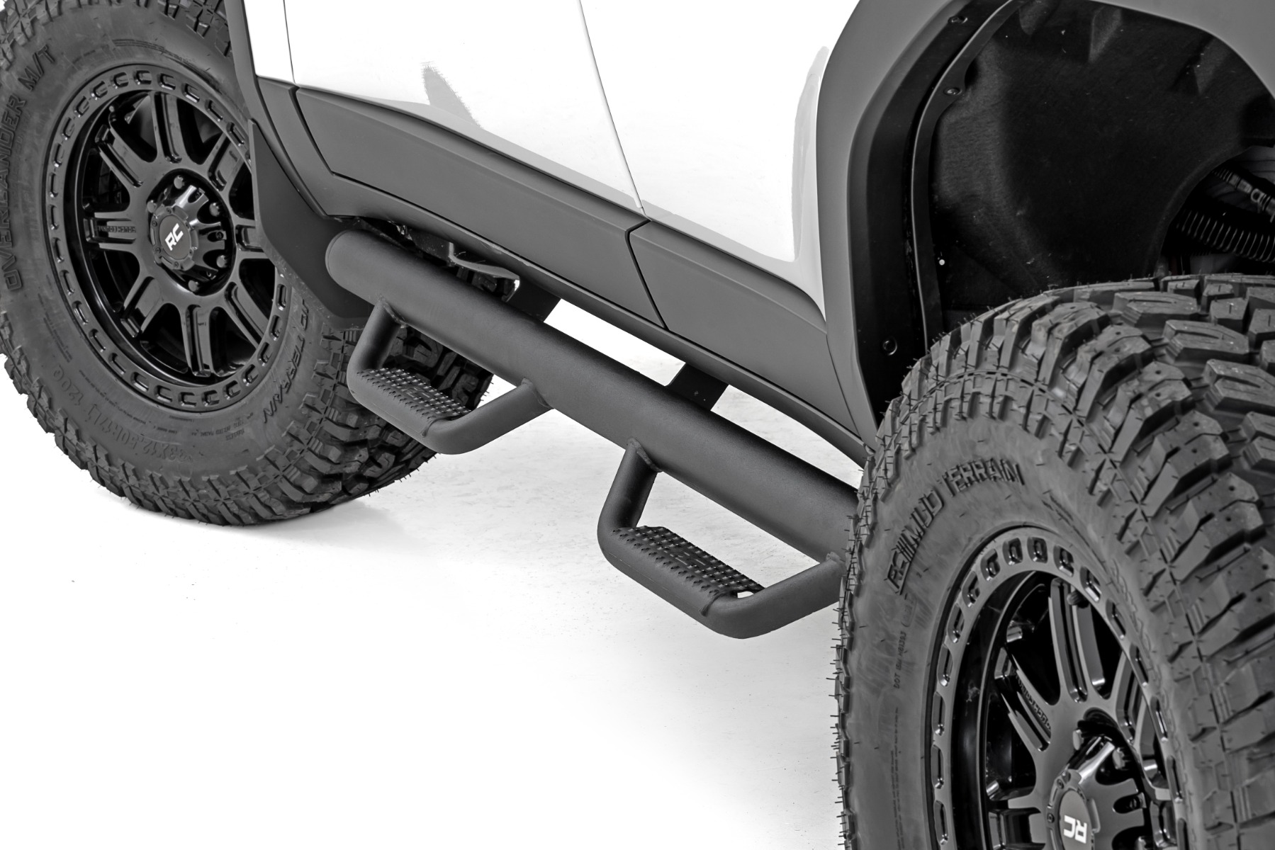 Nerf-Stufen | Kabinenlänge | Toyota Land Cruiser 4WD (2024–2026)