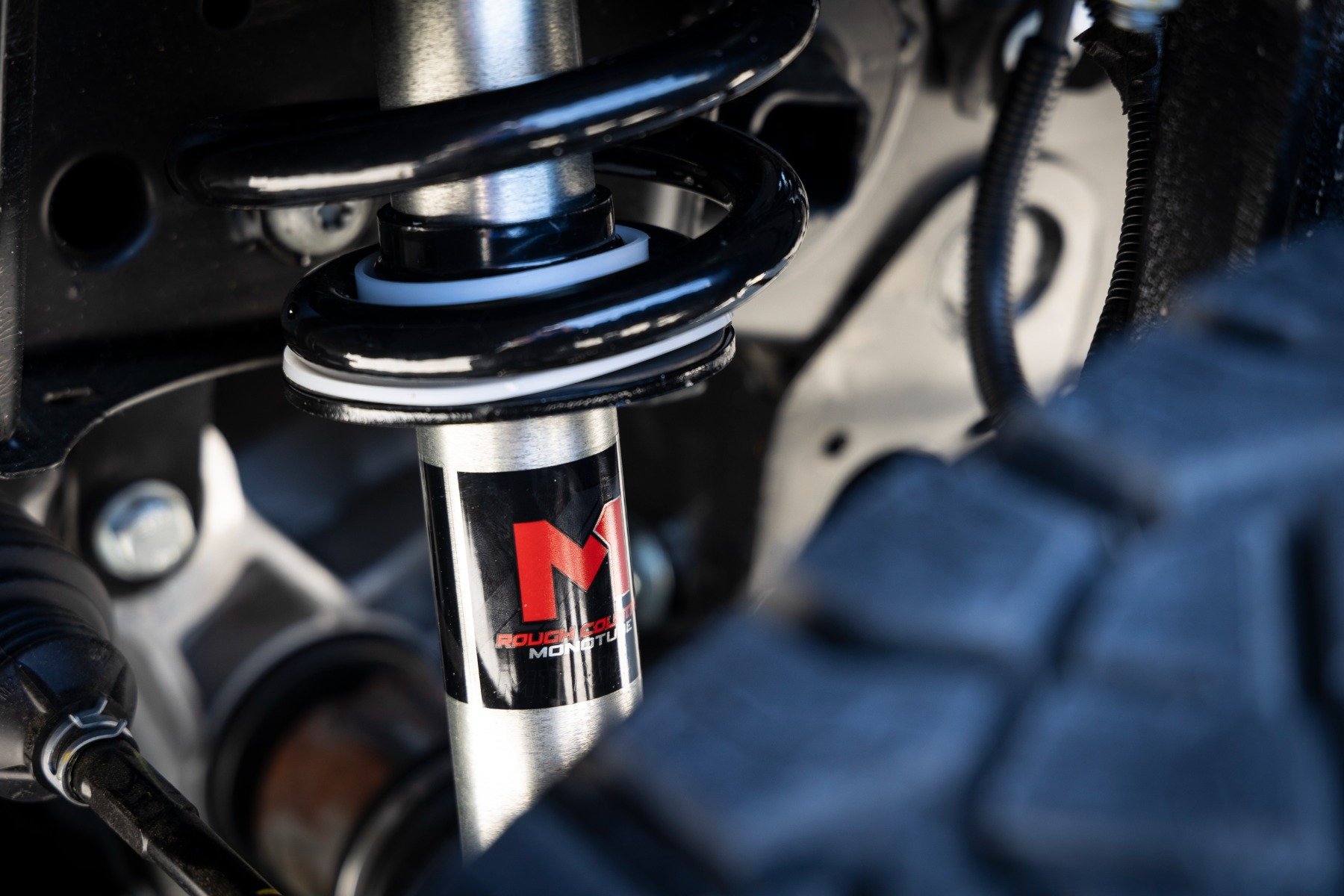 6 Inch Lift Kit | M1 Struts/M1 | Chevy Silverado 1500 4WD (2019-2024) — Bild 3
