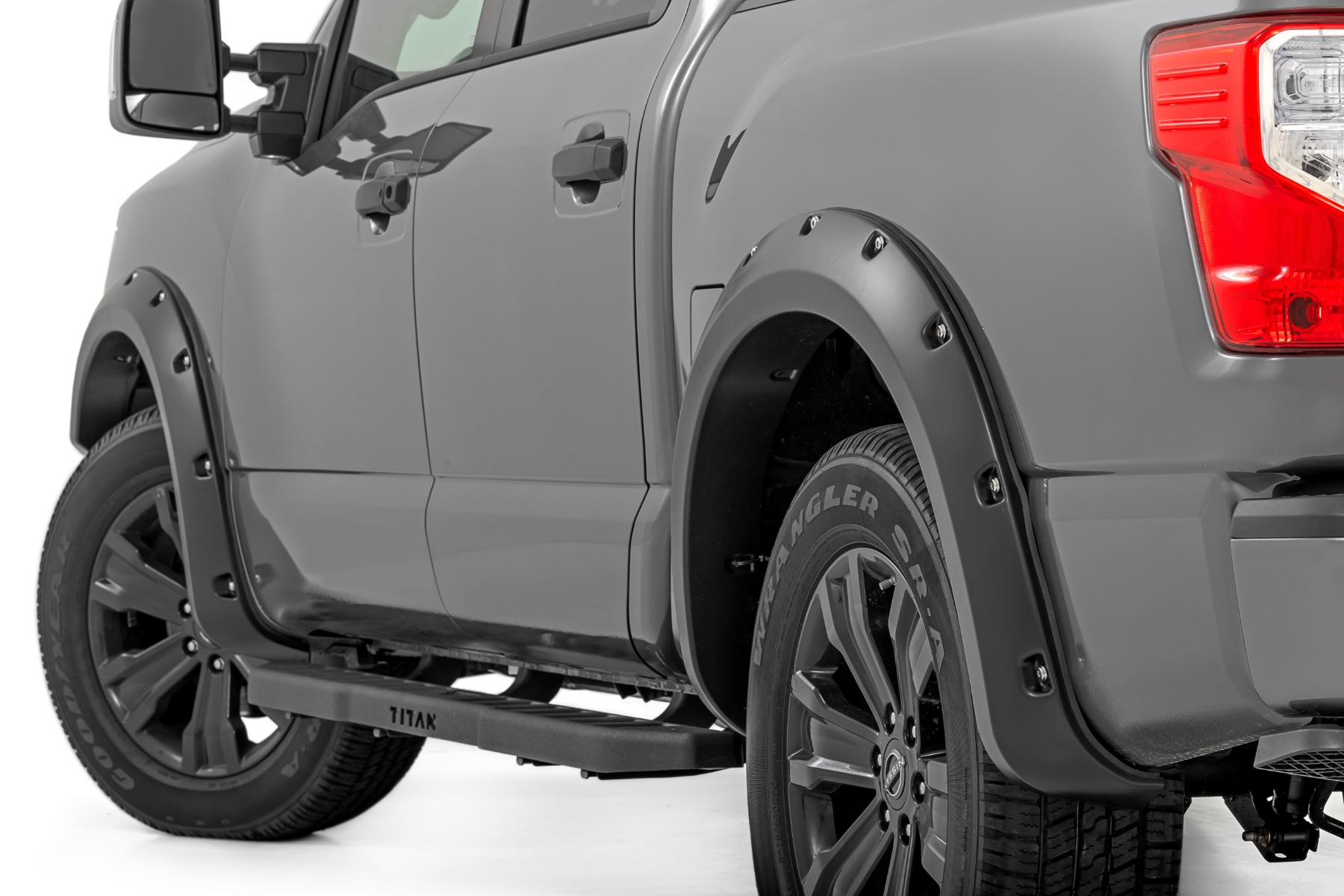 Pocket-Kotflügelverbreiterungen | Doppelkabine | Nissan Titan 2WD/4WD (2017–2024)