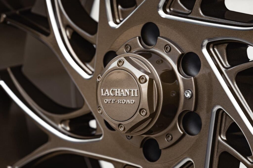 La Chanti OF20 | Glossy Bronze Milled · 10J×22" · ET12 | 5x139.7 — Bild 5