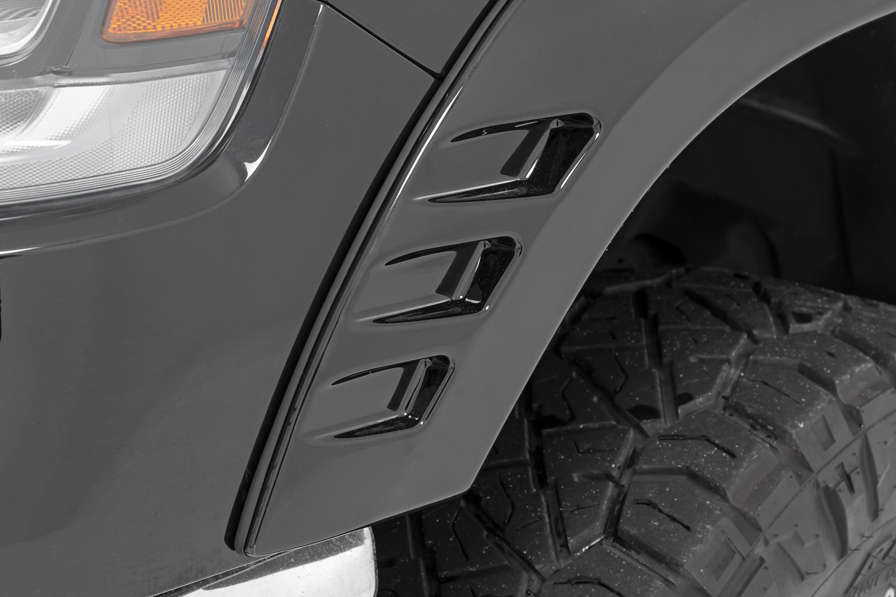 SF1 Kotflügelverbreiterungen | DX8 Schwarz | RAM 1500 2WD/4WD (2019–2024) — Bild 5