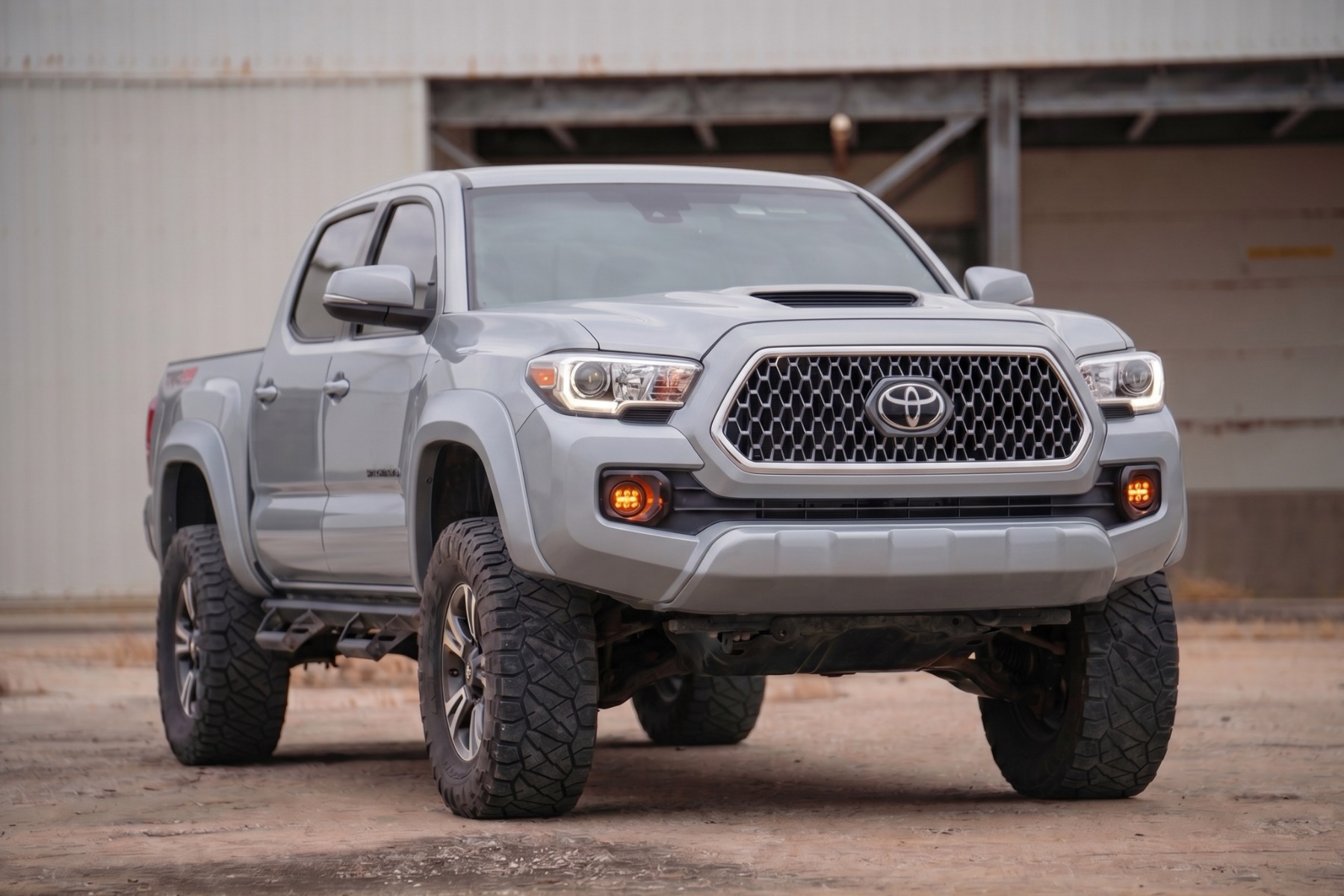 Sport Fender Flares | 1J9 Celestial Silver Metallic | Toyota Tacoma (16-23) — Bild 4