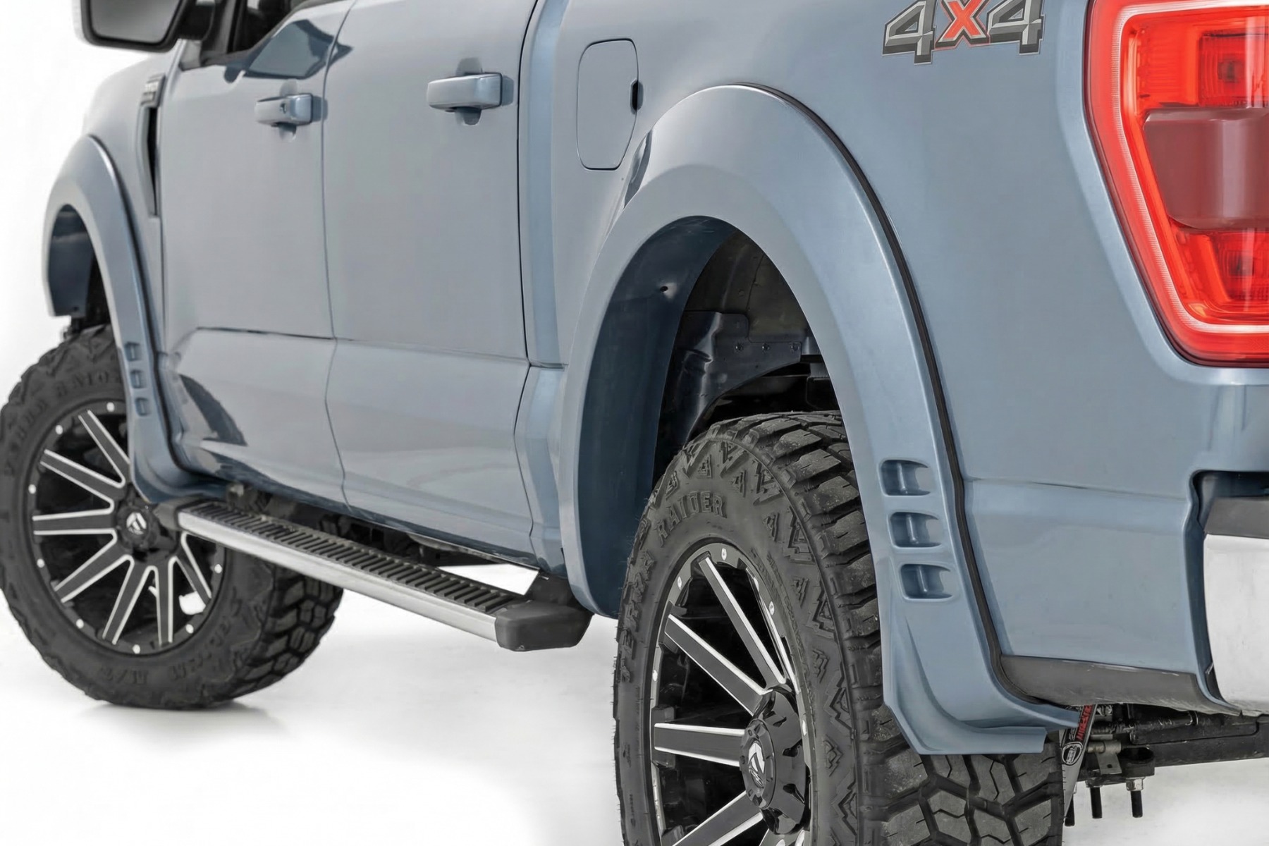 SF1 Kotflügelverbreiterungen | G4 Azurblau | Ford F-150 2WD/4WD (2021–2026)