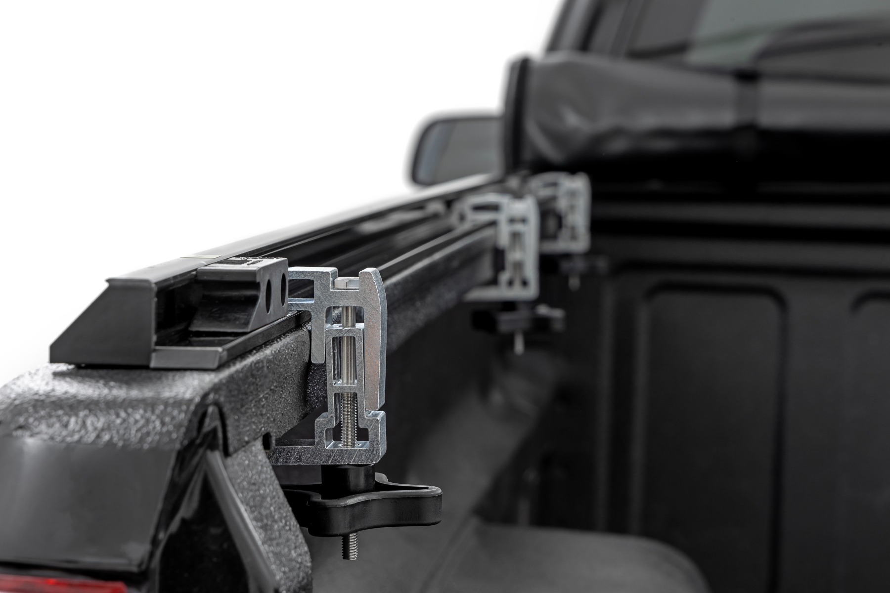 Weiche Roll-up-Ladeflächenabdeckung | 6'7 Zoll Ladefläche | Chevy/GMC 1500 (00–06 & Classic) — Bild 4