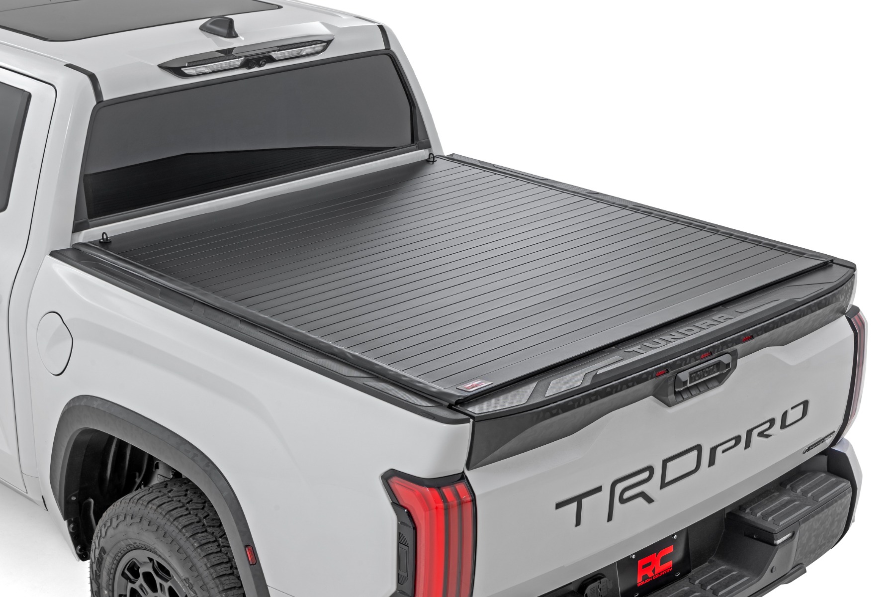 Feste Ladeflächenabdeckung | 5'7 Zoll Ladefläche | Toyota Tundra 2WD/4WD (2022–2026)