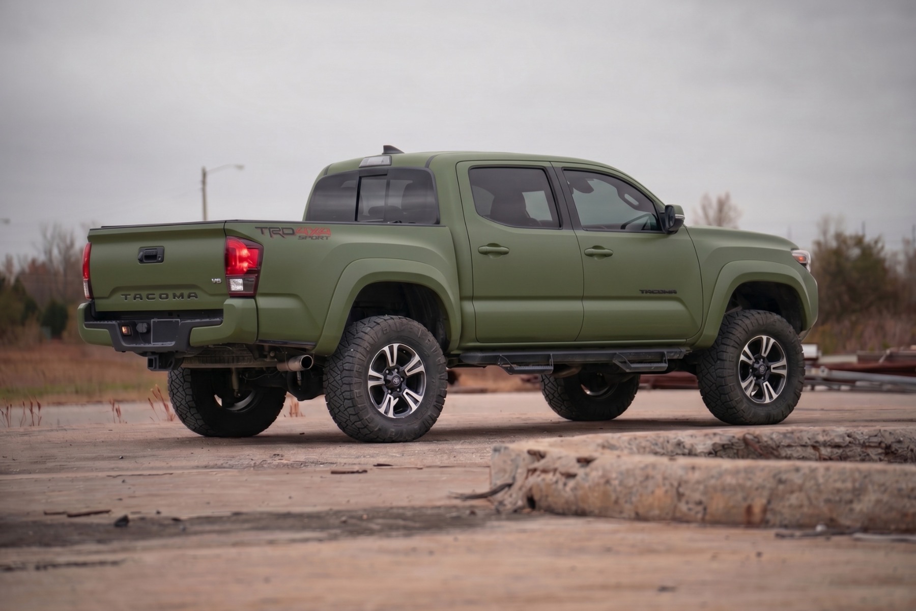 Sport-Kotflügelverbreiterungen | 6V7 Army Green | Toyota Tacoma 2WD/4WD (2016–2023) — Bild 6