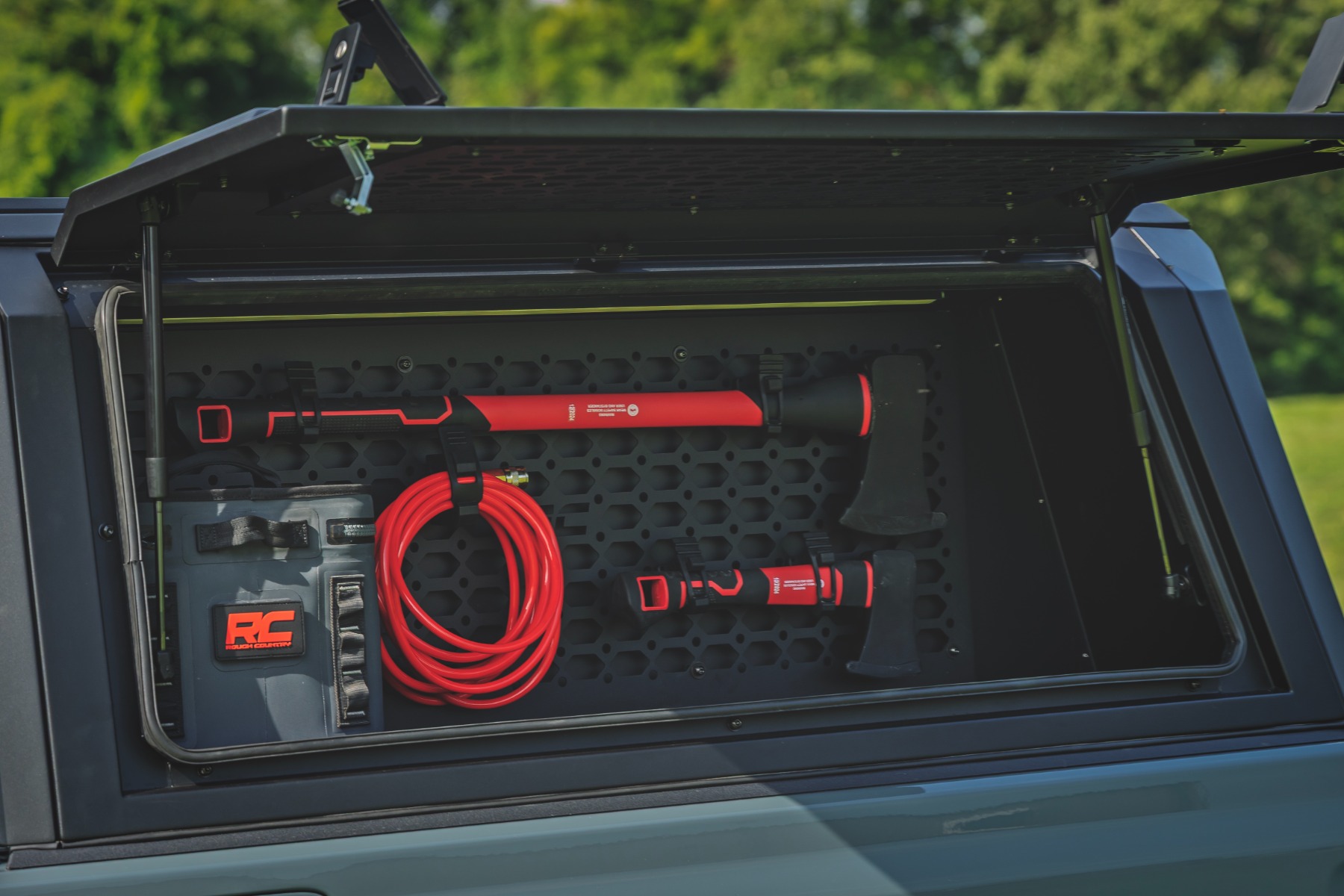 Bed Cap Molle Panel Side Storage Bin | Drivers Side | Jeep Gladiator JT (20-26) — Bild 4