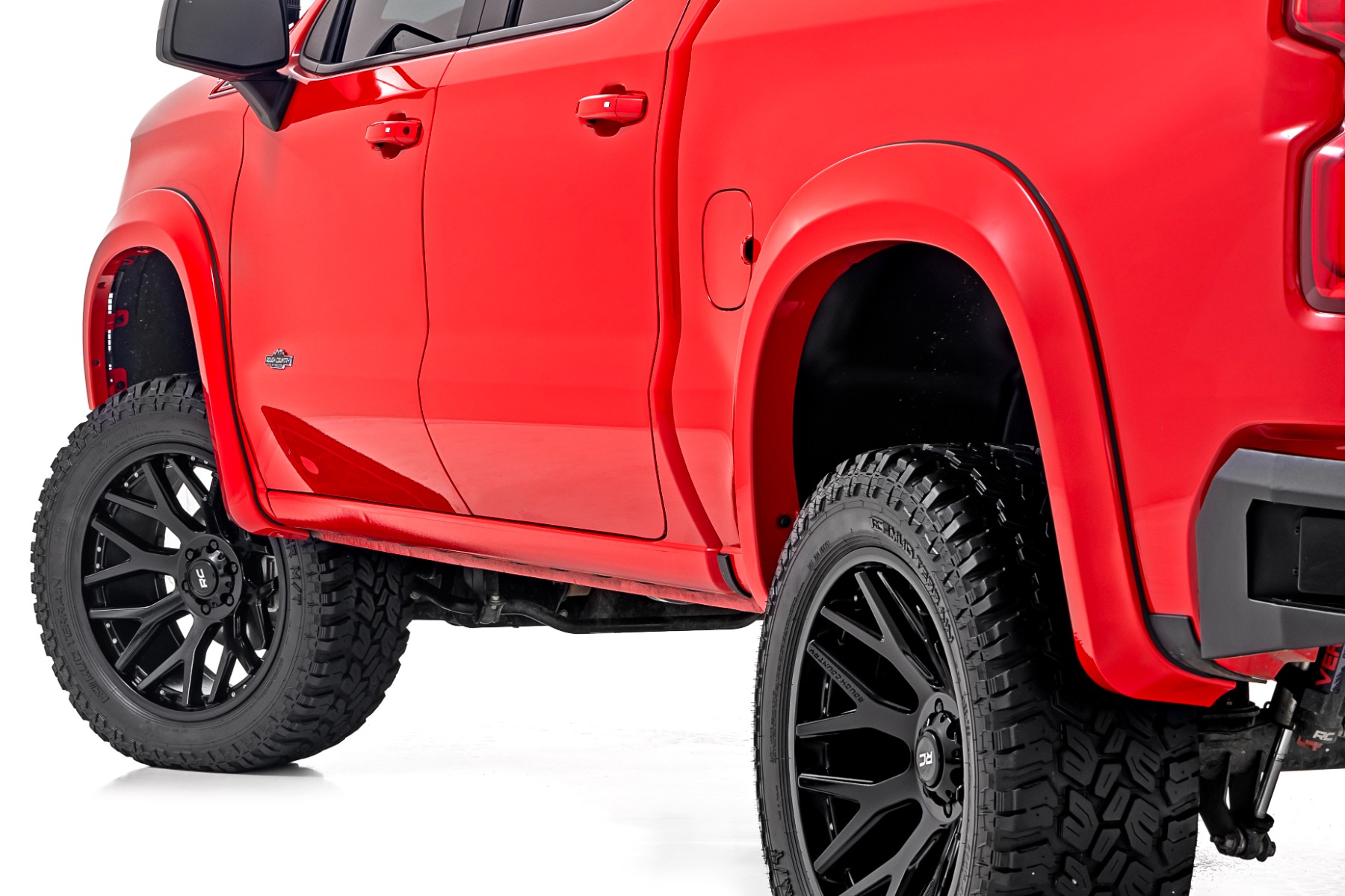 Sport-Kotflügelverbreiterungen | GBA Schwarz | Chevy Silverado 1500 2WD/4WD (2019–2026) — Bild 2