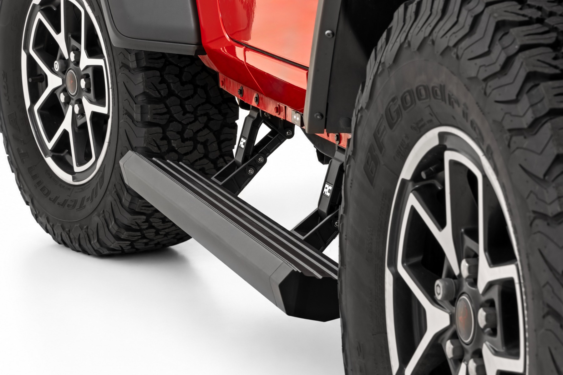 Elektrische Trittbretter | HT-Serie | 2-türig | Jeep Wrangler JL (2018–2026)