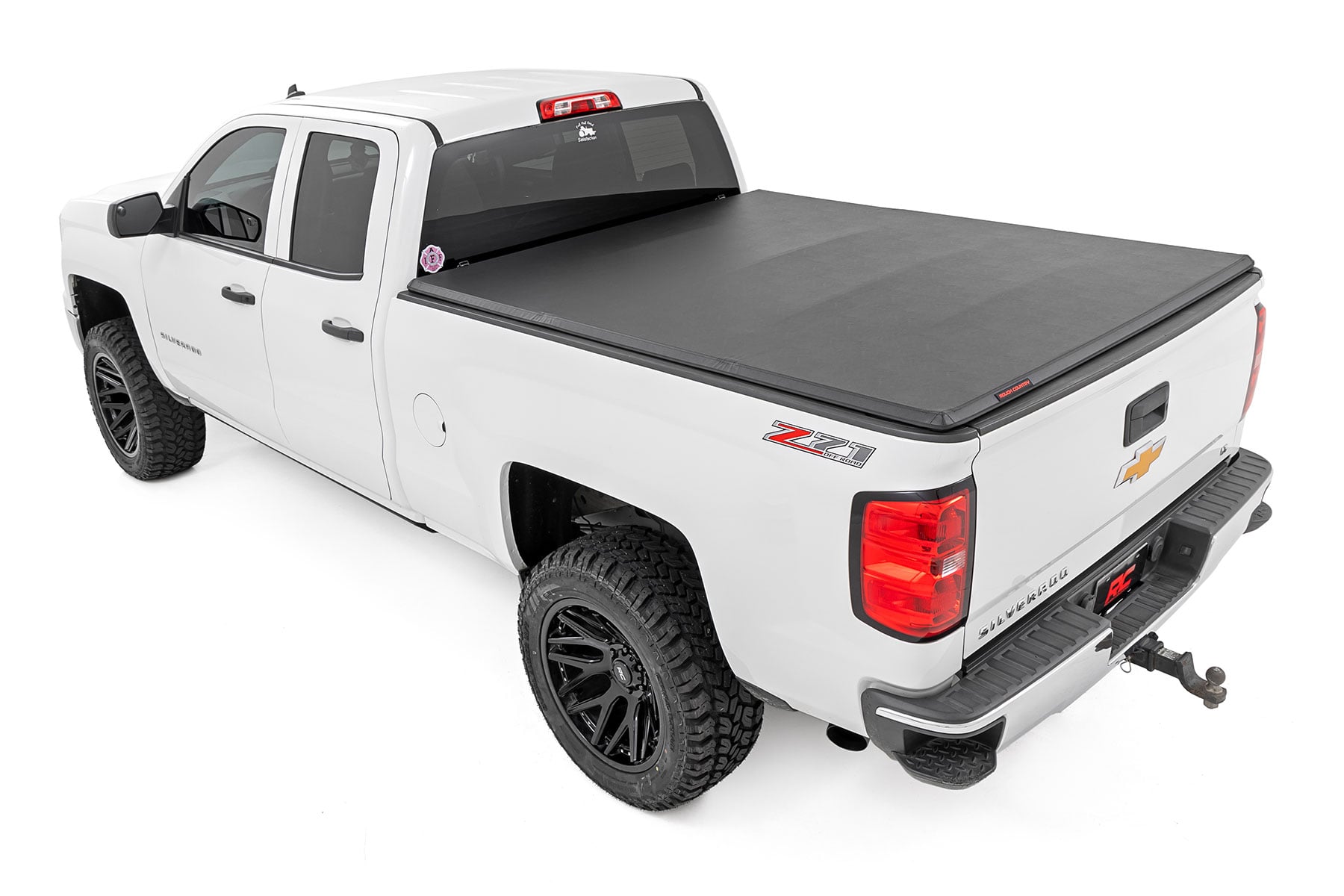 Weiche, dreifach faltbare Ladeflächenabdeckung | 6'7 Zoll Ladefläche | Chevy/GMC 1500/2500HD/3500HD (14–19 & Classic)