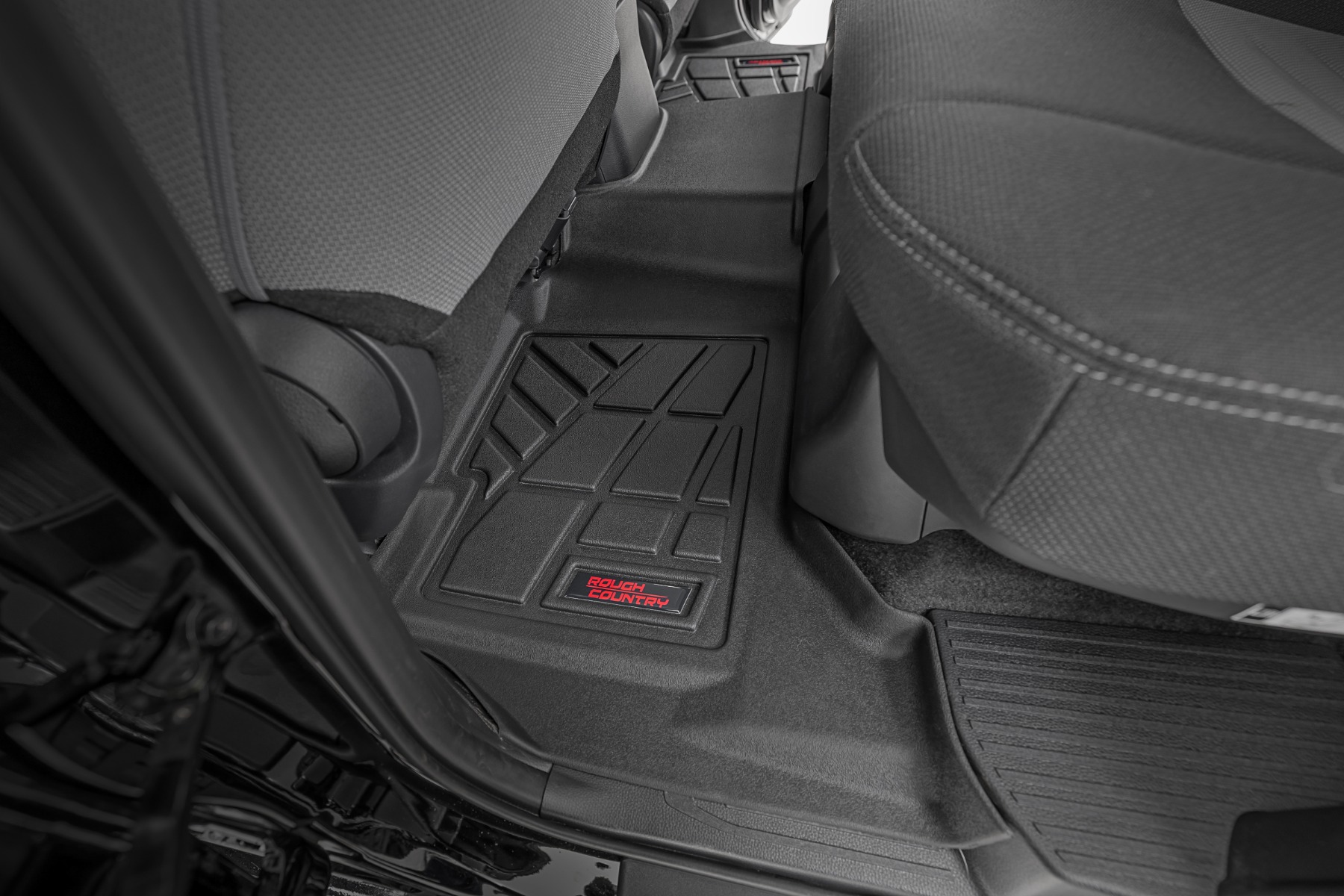 Sure-Fit-Fußmatten | Vorder-, Hinter- und Kofferraummatten | Toyota 4Runner (25-26) — Bild 6