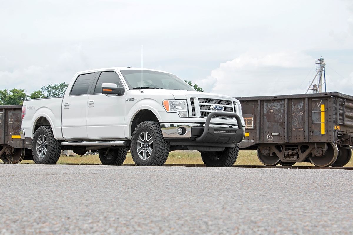 3-Zoll-Lift Kit | Ford F-150 4WD (2009–2013) | Rote Ausführung — Bild 3