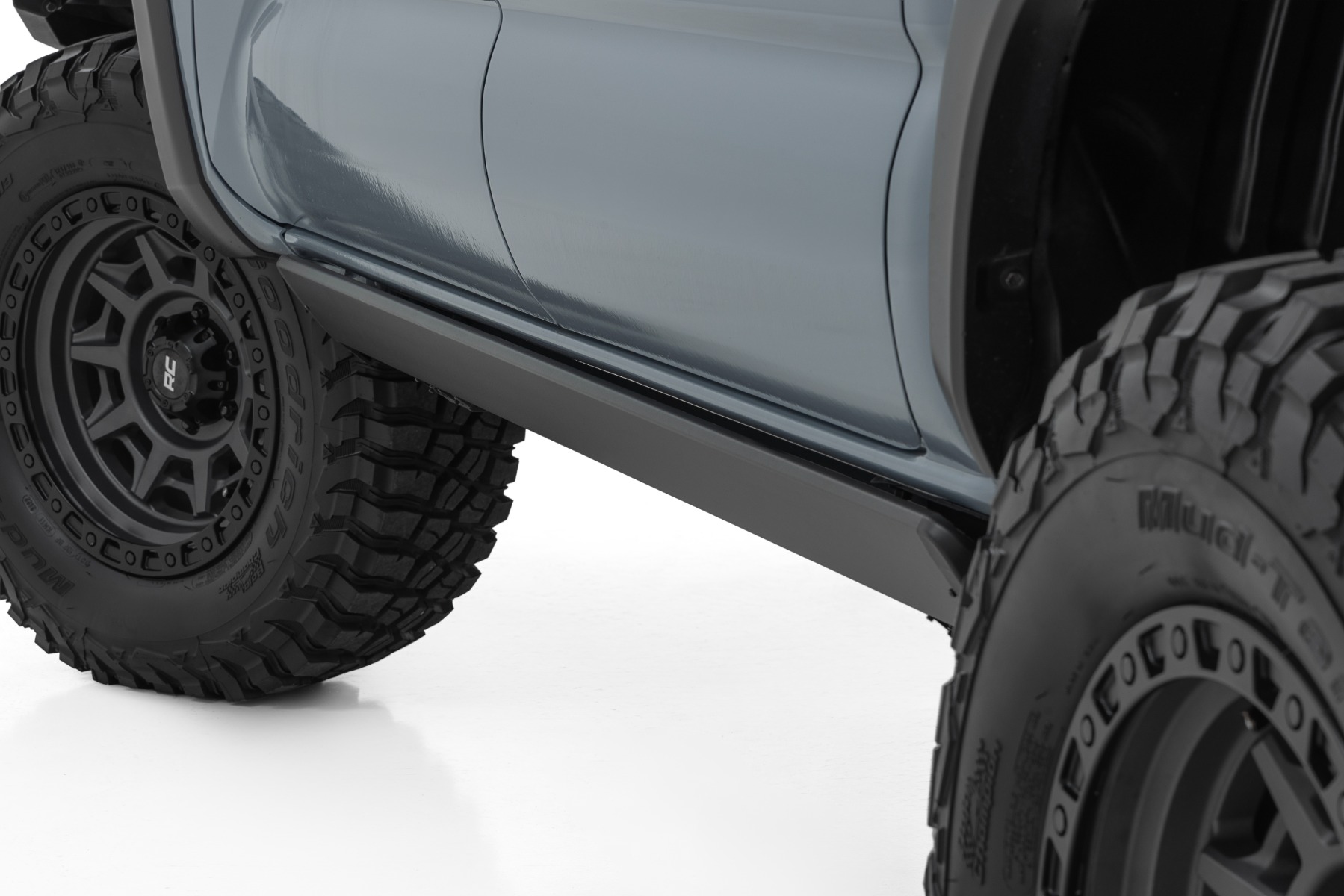Elektrische Trittbretter | Doppelkabine | Toyota Tacoma 2WD/4WD (2005–2023) — Bild 3