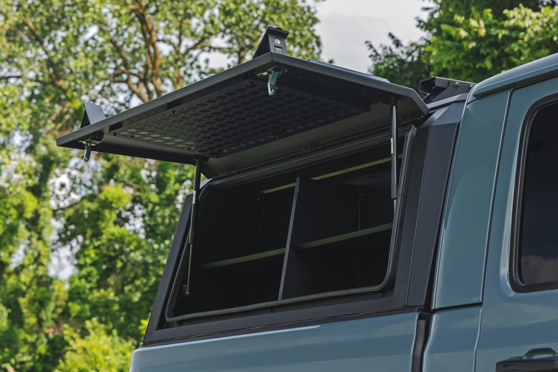 Molle-Panel-Set | Laderaumklappe | Jeep Gladiator JT (2020–2026) — Bild 6