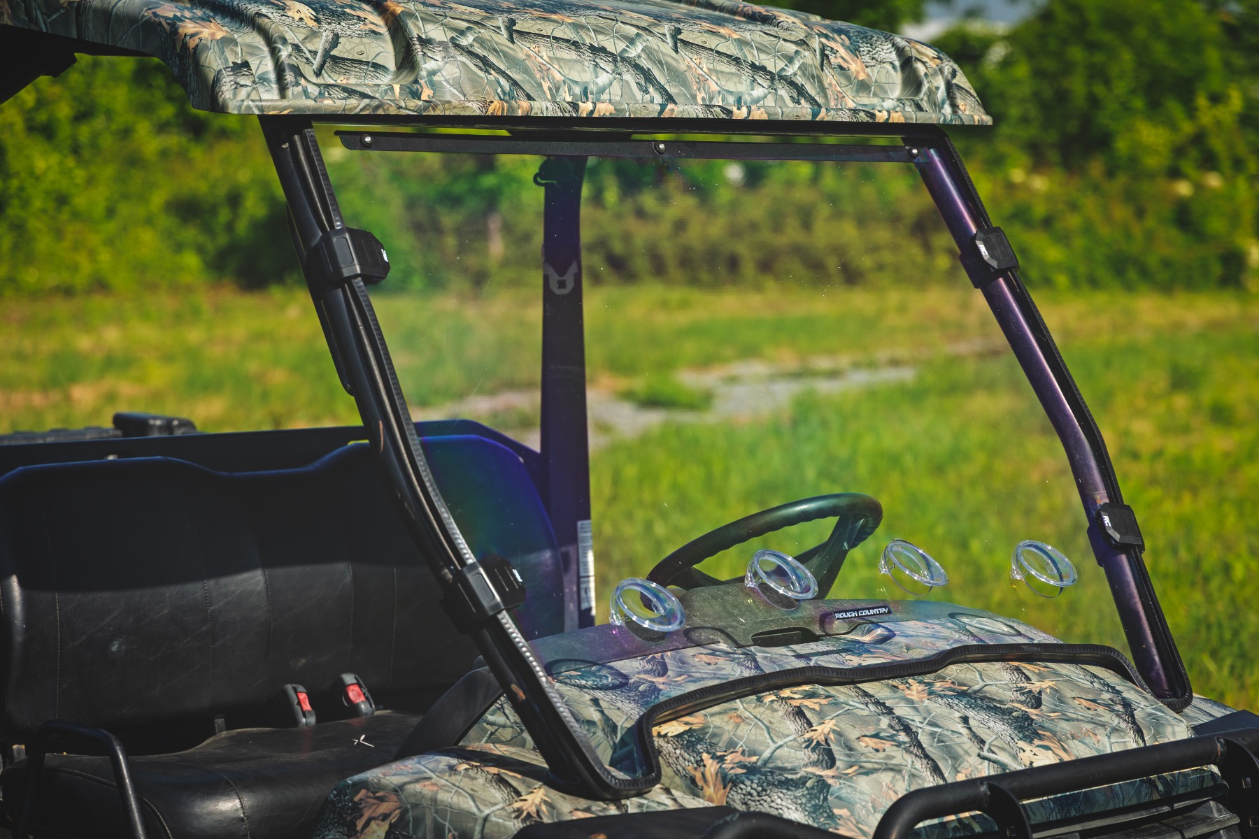 Vollverglaste Windschutzscheibe mit Belüftung | Kratzfest | John Deere Gator XUV 625/Gator XUV 850 — Bild 5