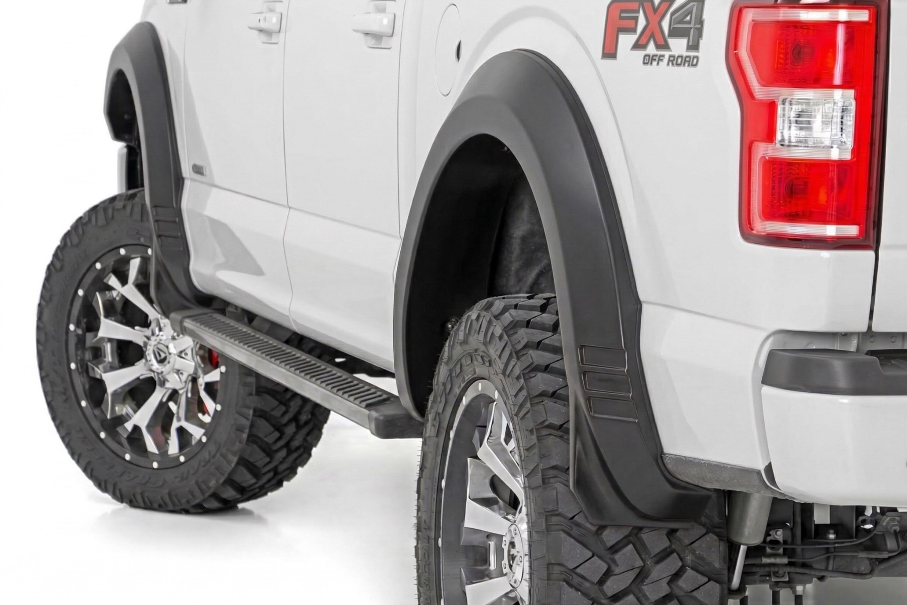 SF1 Kotflügelverbreiterungen | Ford F-150 2WD/4WD (2015–2017)
