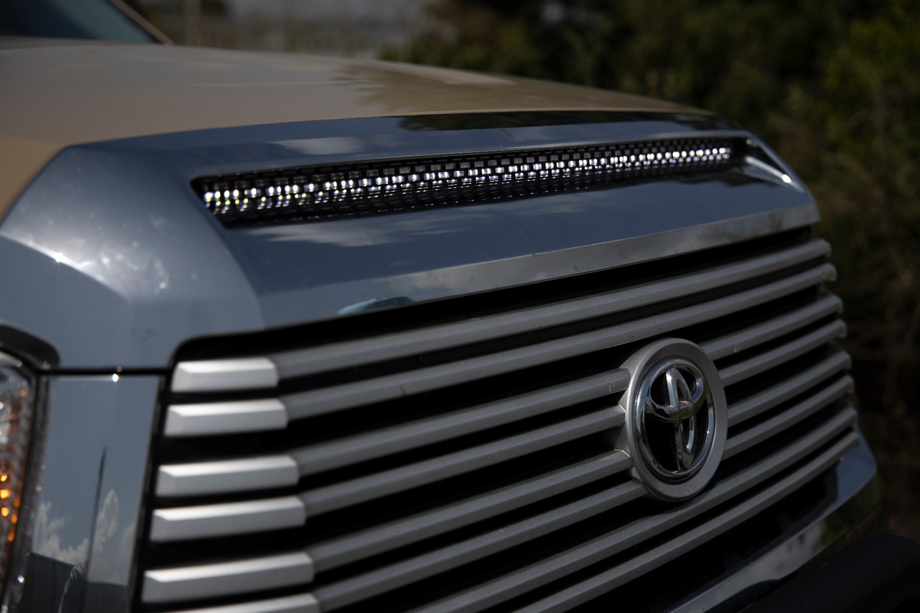 LED-Beleuchtungsset | Motorhaubenwulst | 40 Zoll Weiß/Bernsteinfarbener Lichtstreifen | Toyota Tundra (14–21) — Bild 6
