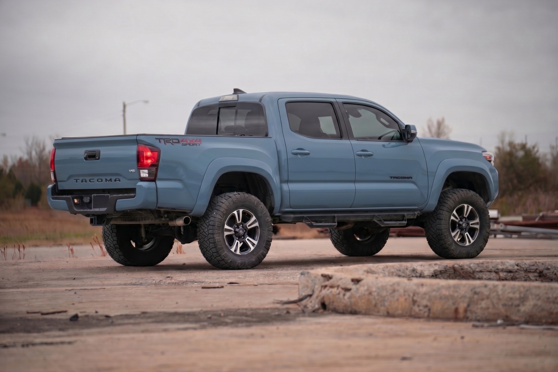Sport-Kotflügelverbreiterungen | 8W2 Cavalry Blue | Toyota Tacoma 2WD/4WD (2016–2023) — Bild 6