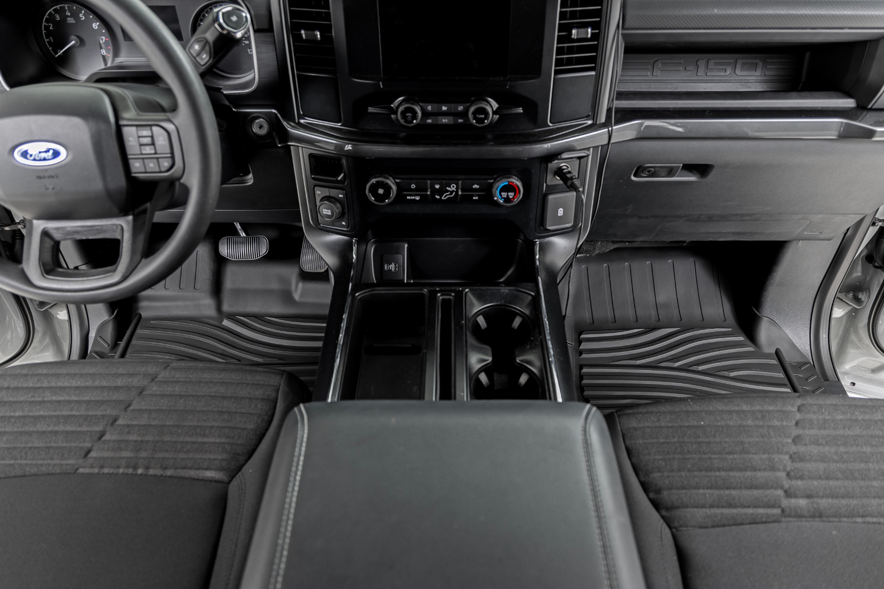 Flex-Fit-Fußmatten | Vorne | Ford F-150 (15–26)/F-150 Lightning (22–26)/Raptor (17–25) — Bild 4