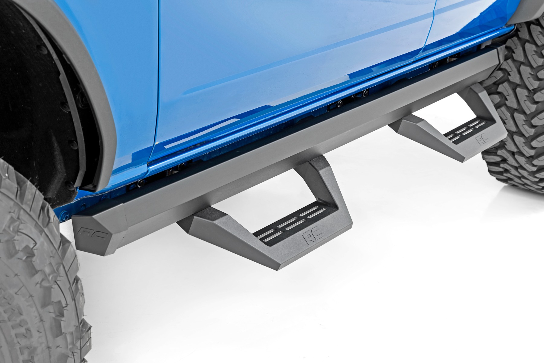 SRX2 Adjustable Aluminum Step | Ford Bronco 4WD (2021-2026) — Bild 3
