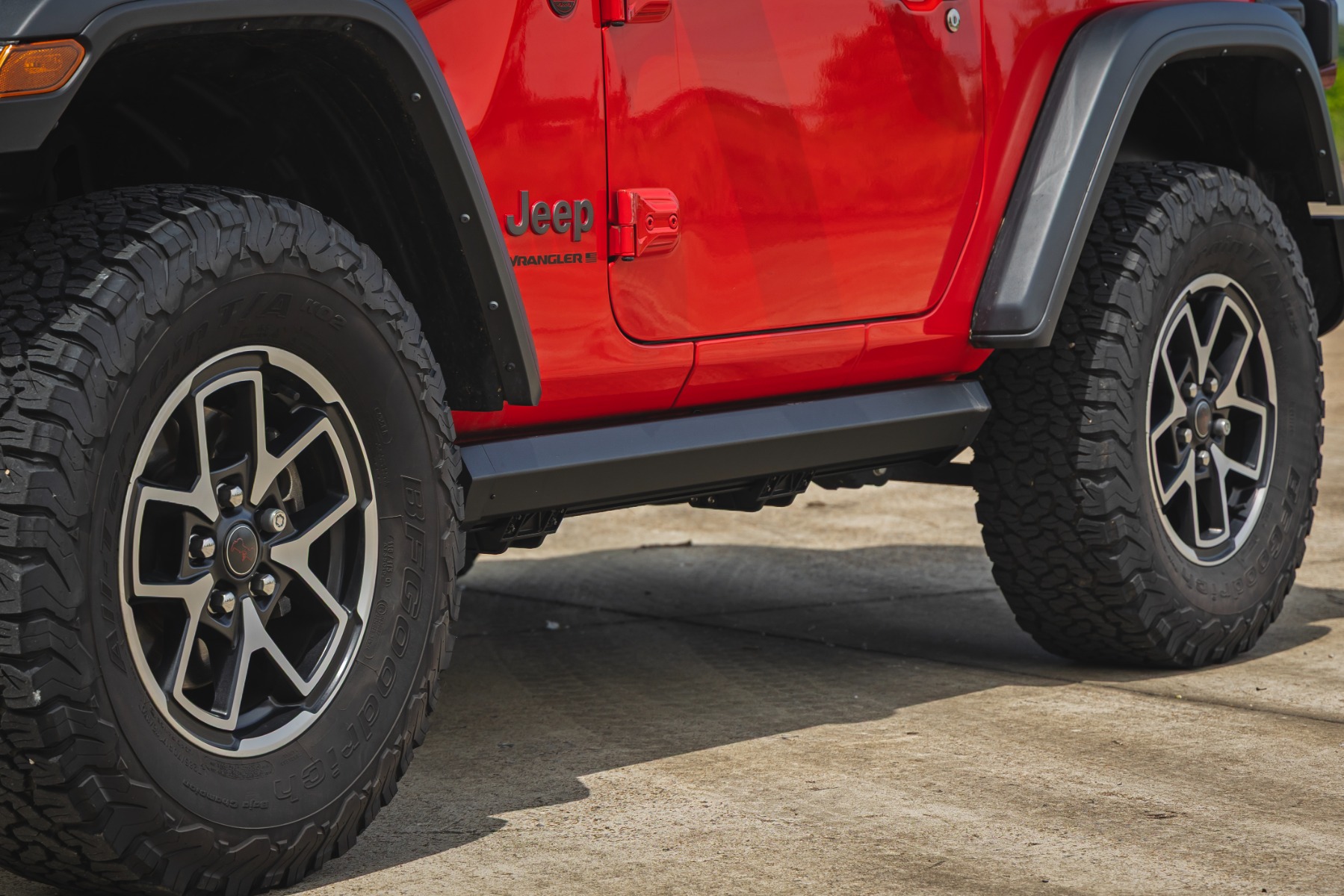 Elektrische Trittbretter | HT-Serie | 2-türig | Jeep Wrangler JL (2018–2026) — Bild 3