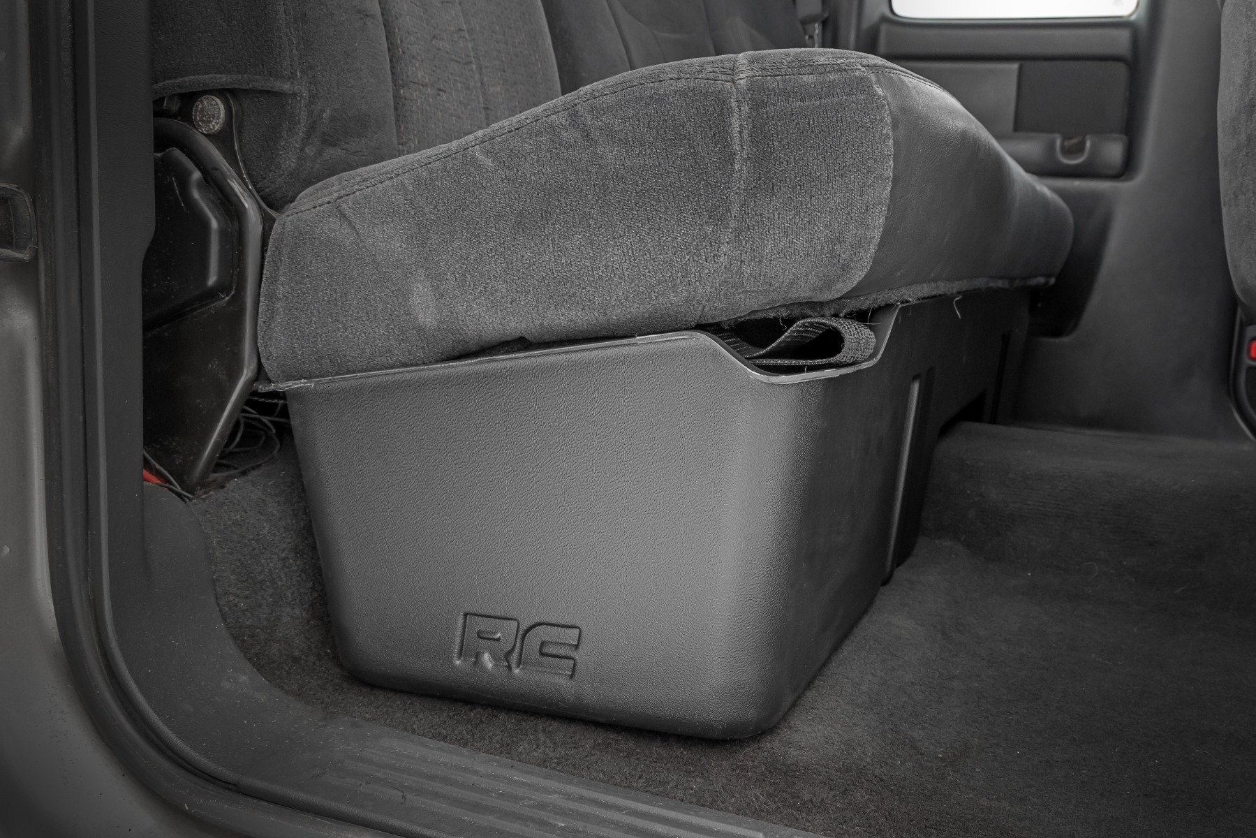 Under Seat Storage | Extended Cab | Chevy/GMC 1500/2500HD (99-06 & Classic) — Bild 2