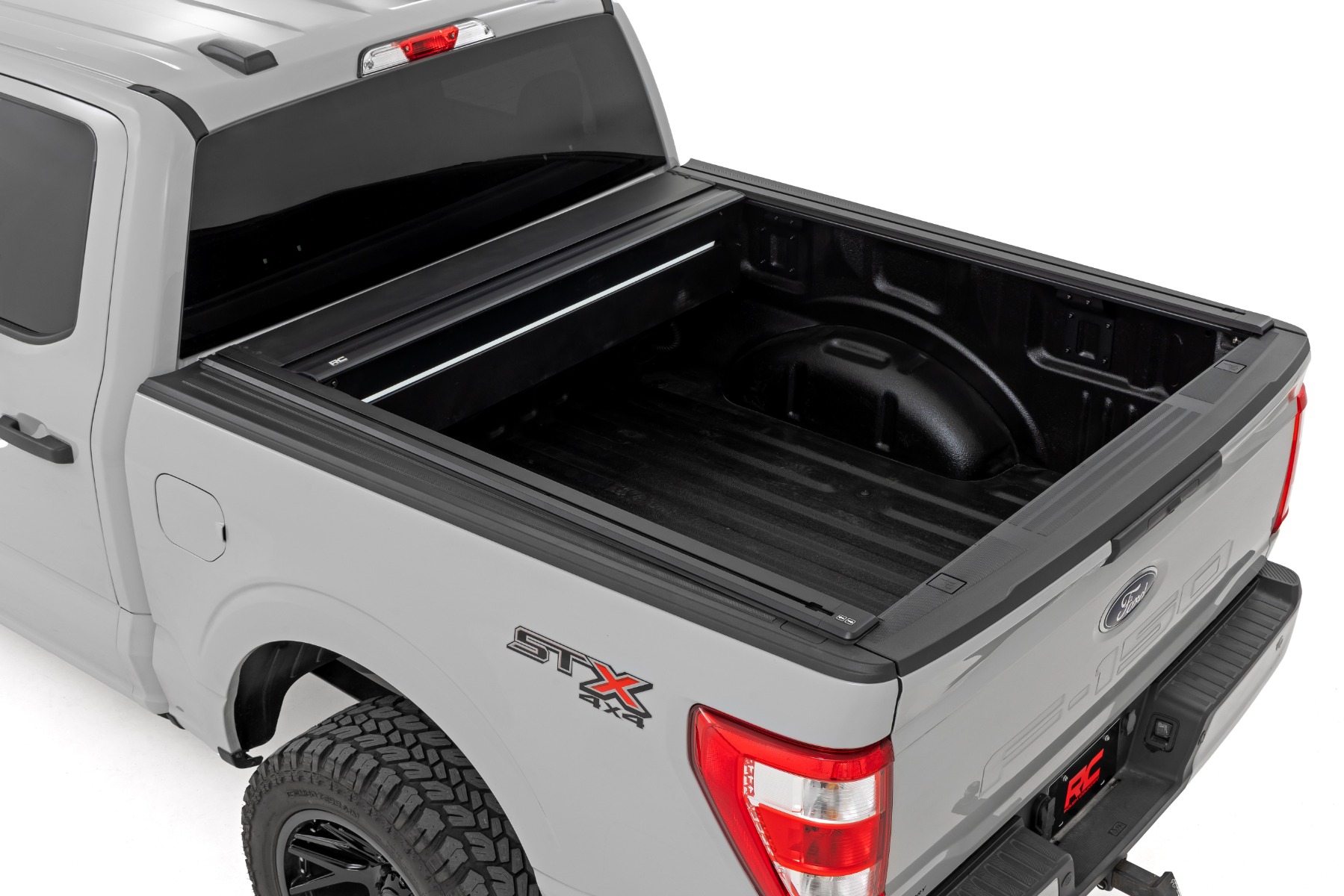 Elektrisch versenkbare Ladeflächenabdeckung | 5'7" Ladefläche | Ford F-150 (15–26)/F-150 Lightning (22–26) — Bild 2