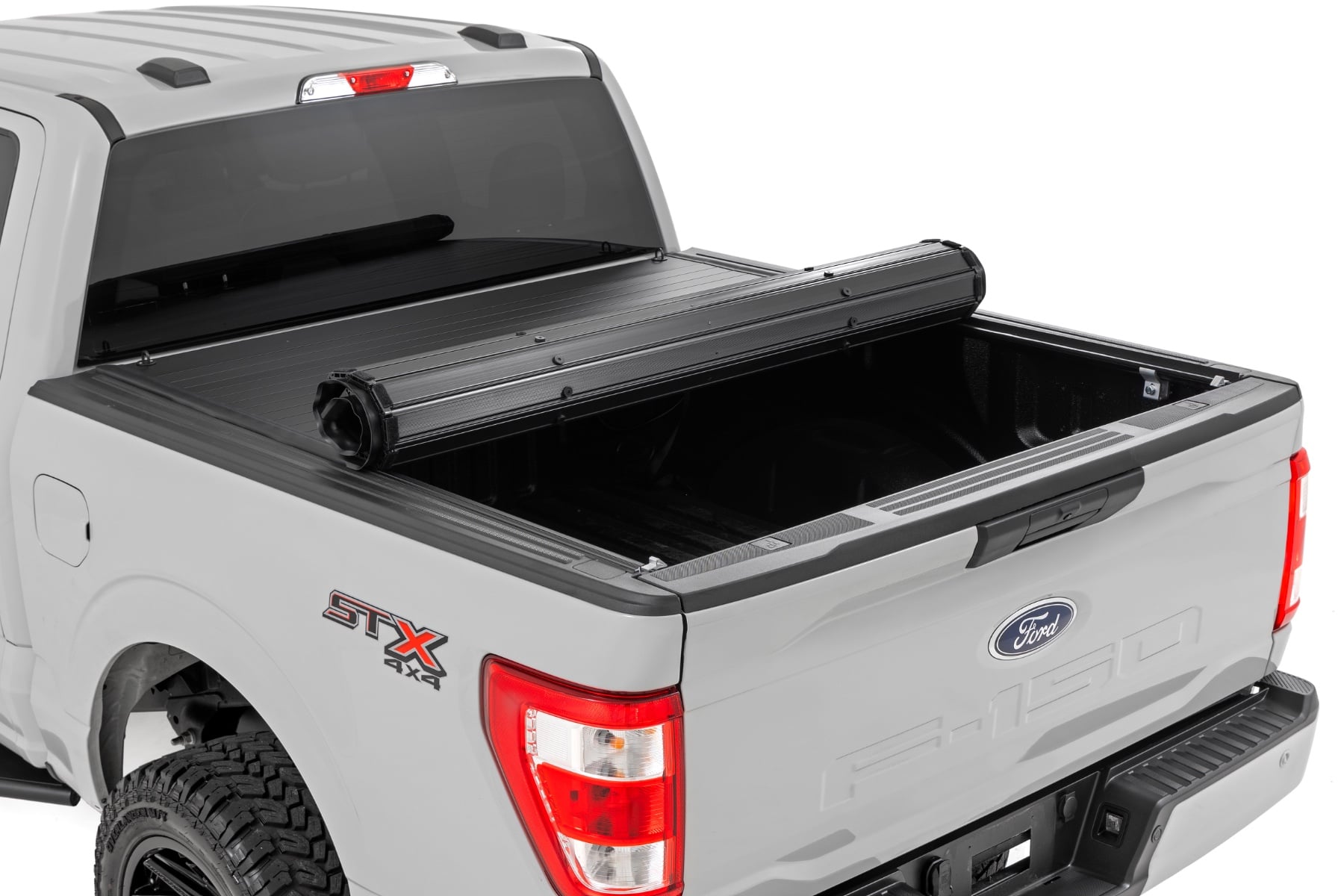 Feste, aufrollbare Ladeflächenabdeckung | 5'7 Zoll Ladefläche | Ford F-150 (15–26)/F-150 Lightning (22–26) — Bild 4