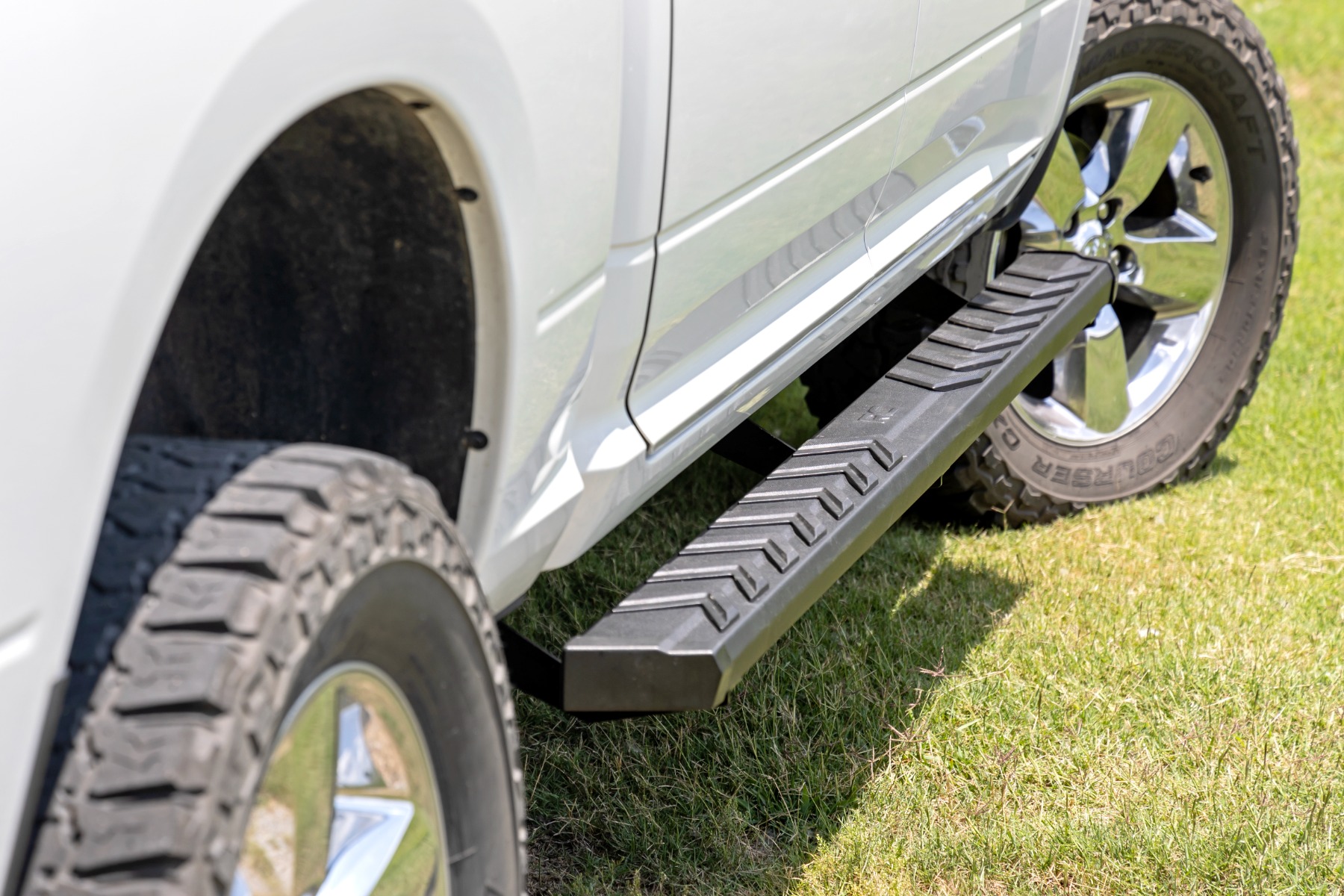 BA2 Trittbretter | Seitliche Trittstufen | RAM 1500/2500/3500 2WD/4WD — Bild 5