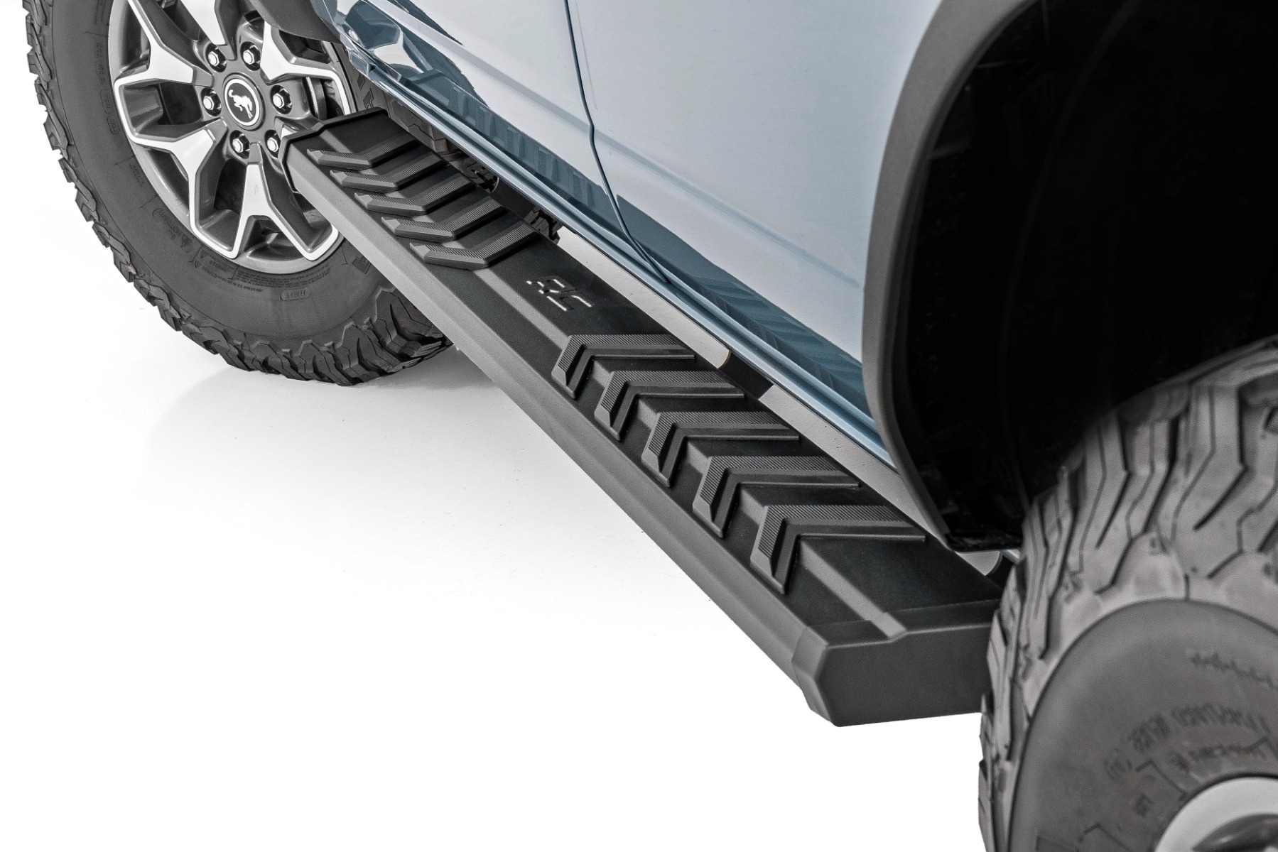 BA2 Trittbretter | Seitliche Trittstufen | 4-türig | Ford Bronco 4WD (2021–2026)