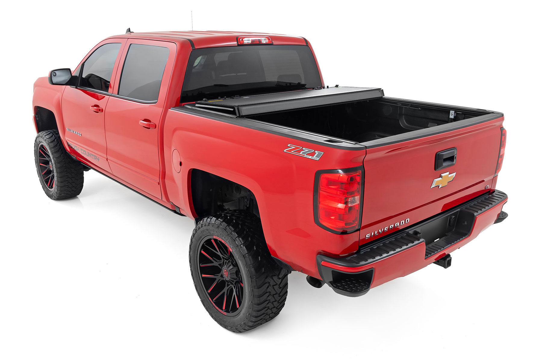 Stabile, dreifach faltbare, hochklappbare Ladeflächenabdeckung | 5'9 Zoll Ladefläche | Chevy/GMC 1500 (2014–2018 & Classic) — Bild 4