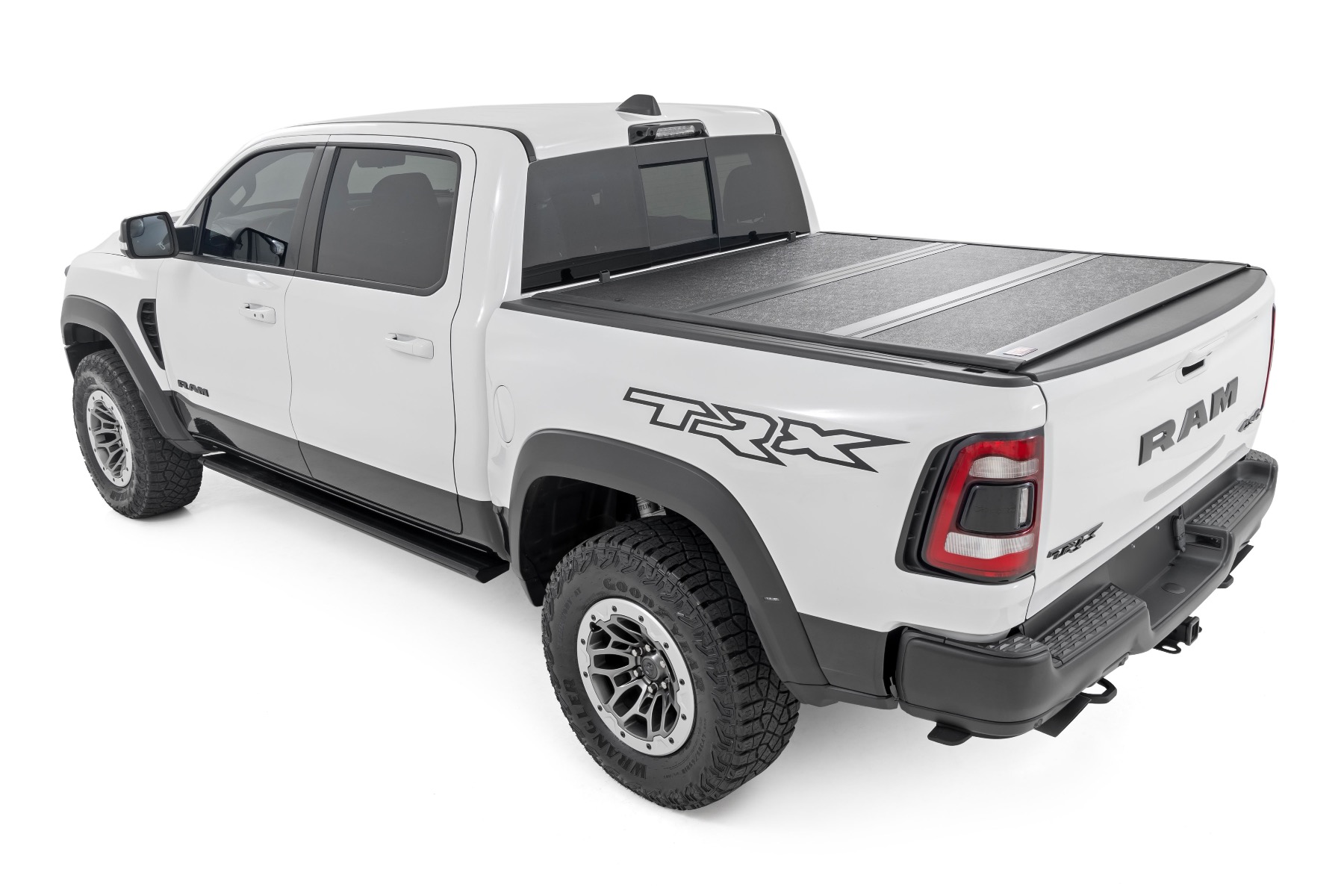 Hard Low Profile Bed Cover | 5'7" Bed | No Rambox | Ram 1500 (19-26)/1500 TRX (21-24) — Bild 3