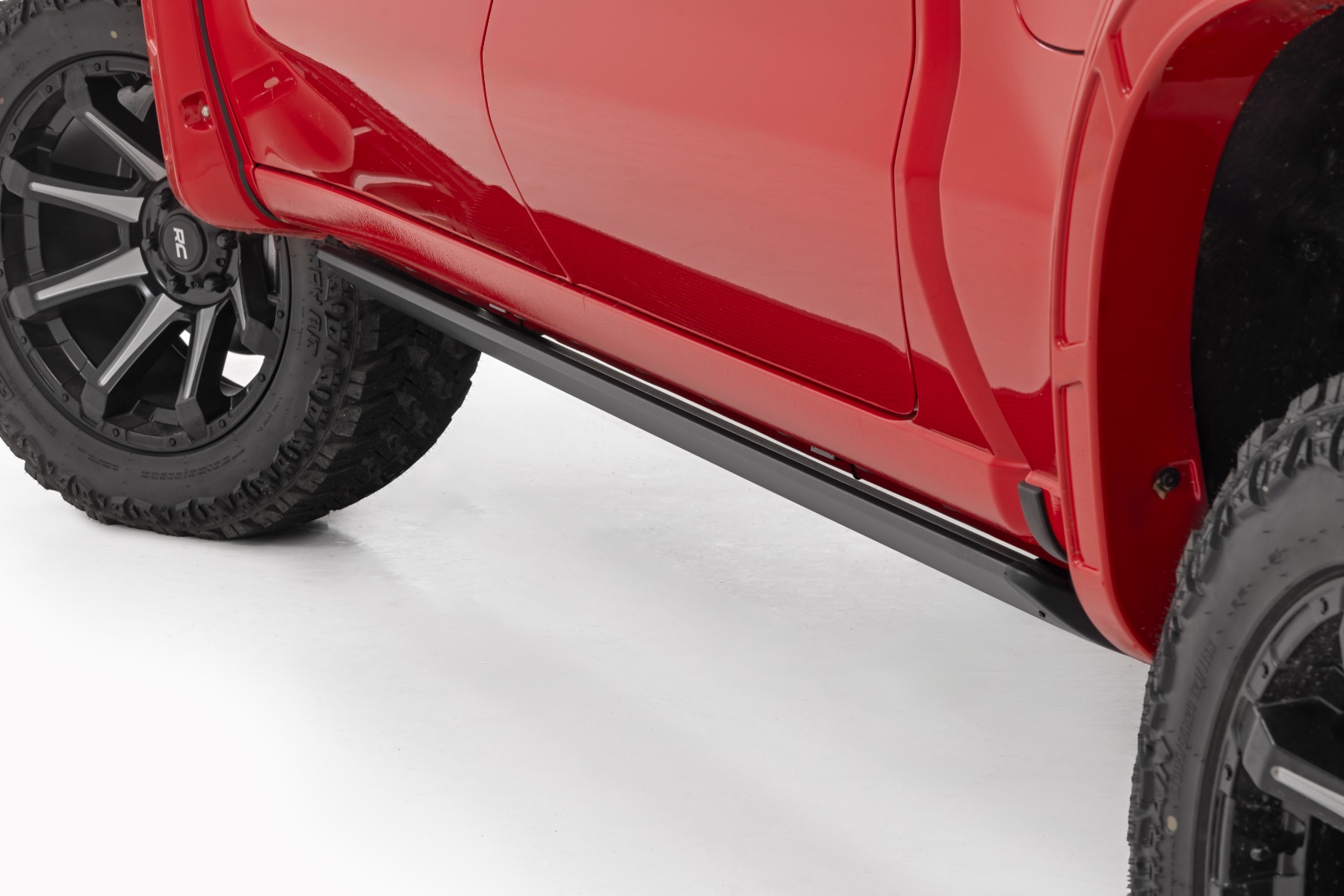Power Running Boards | HT-Series | Crew Cab | Chevy/GMC 1500/2500HD/3500HD (19-26) — Bild 2