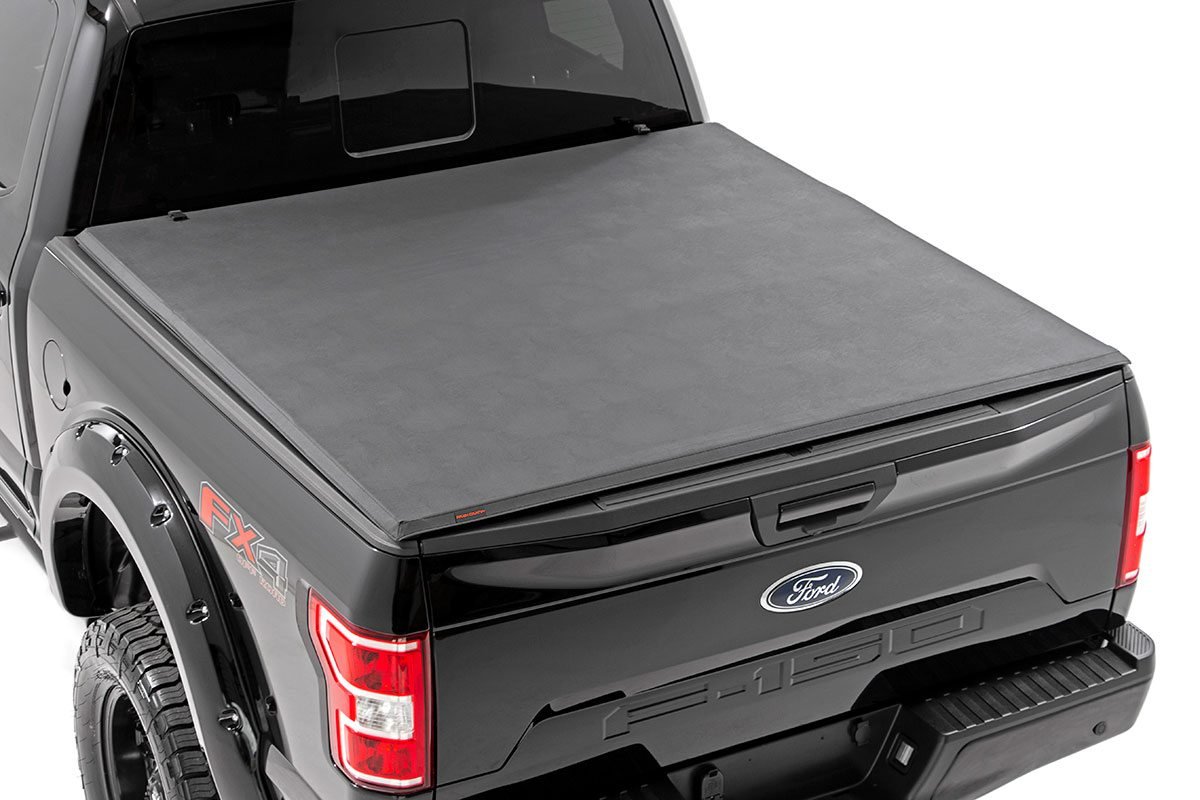 Weiche, dreifach faltbare Ladeflächenabdeckung | 6'7 Zoll Ladefläche | Ford F-150 2WD/4WD (2009–2014)