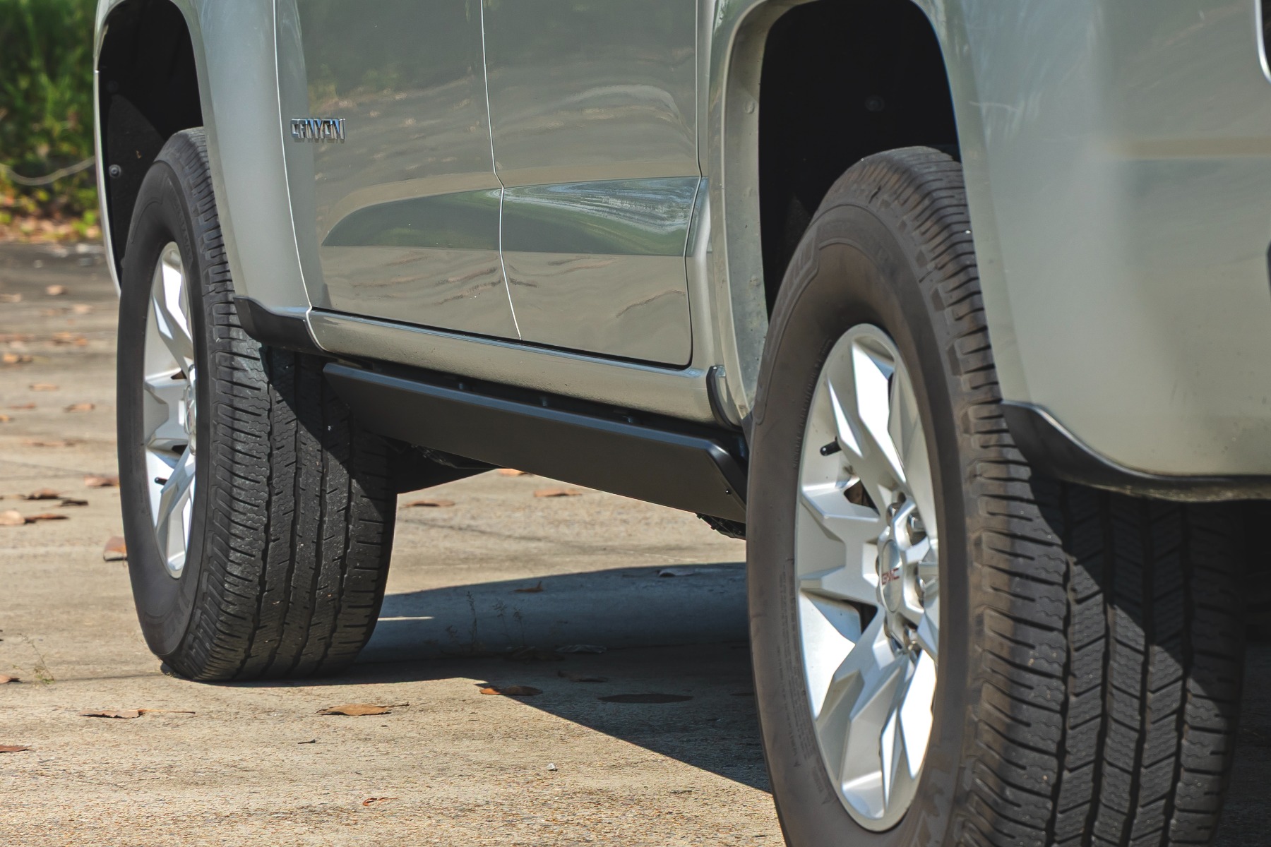Elektrische Trittbretter | HT-Serie | Crew Cab | Chevy Colorado/GMC Canyon (2015–2026) — Bild 7