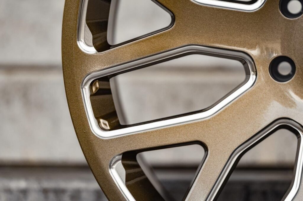 La Chanti OF8 | Glossy Bronze Milled · 9.5J×22" · ET12 | 6x139.7 — Bild 4