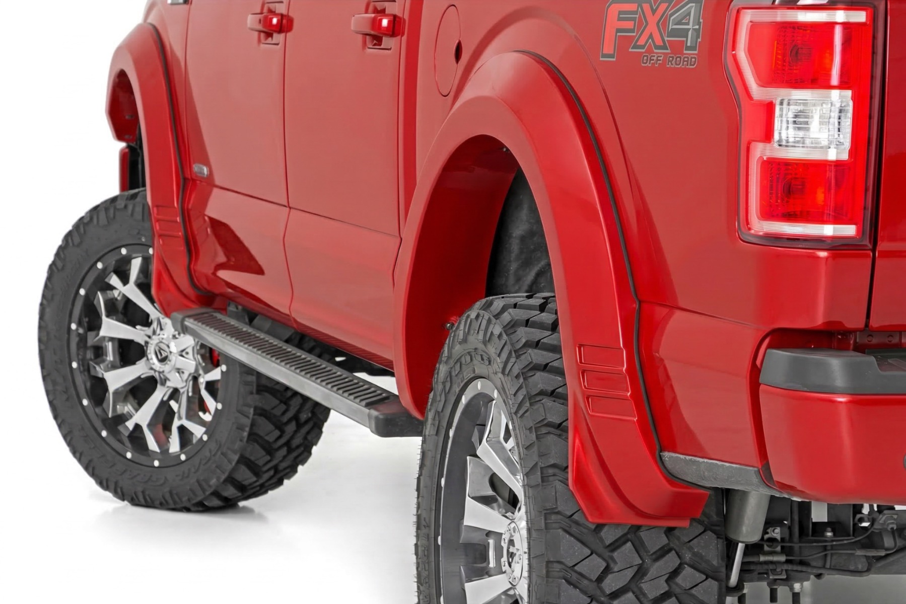 SF1 Kotflügelverbreiterungen | PQ Race Red | Ford F-150 2WD/4WD (2018–2020)