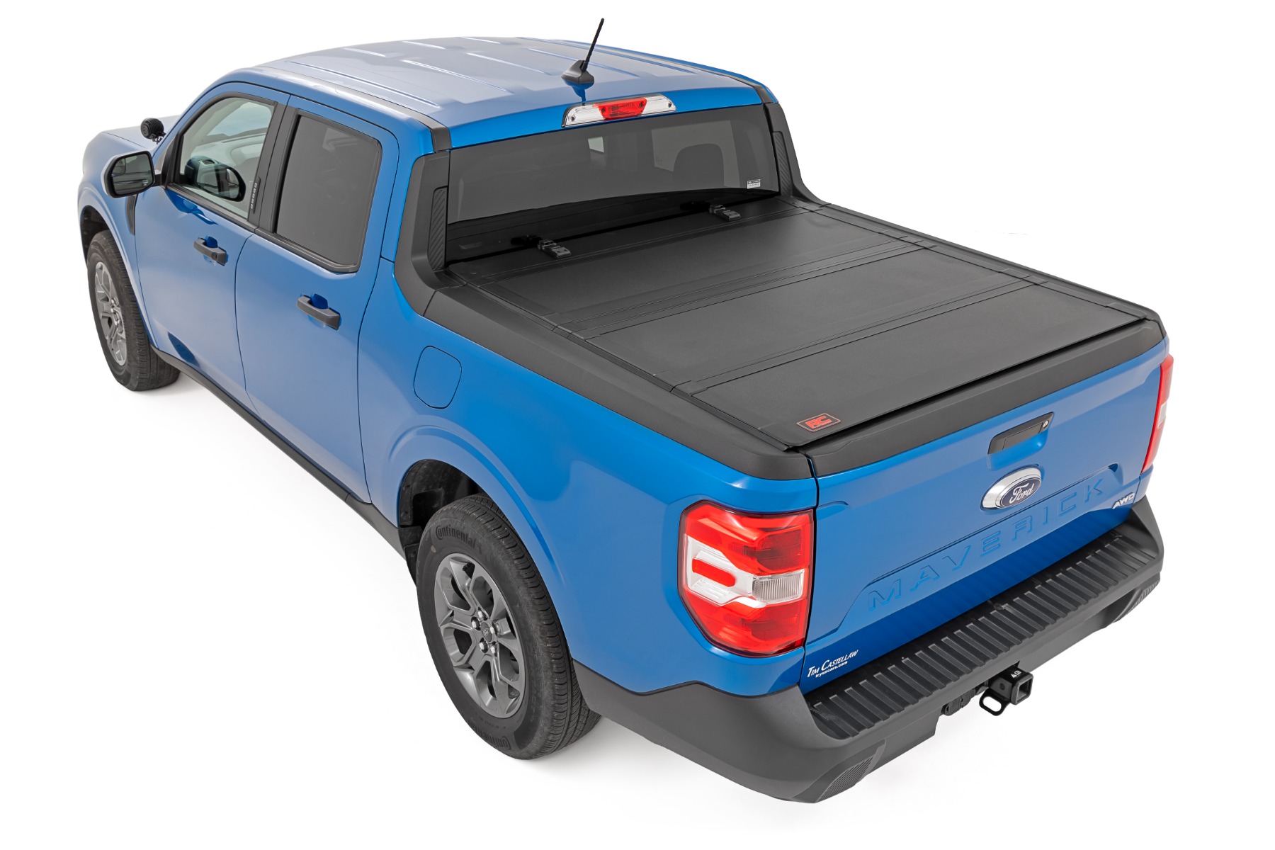 Stabile, dreifach faltbare, hochklappbare Ladeflächenabdeckung | 4'6 Zoll Ladefläche | Ford Maverick 2WD/4WD (22–26) — Bild 4