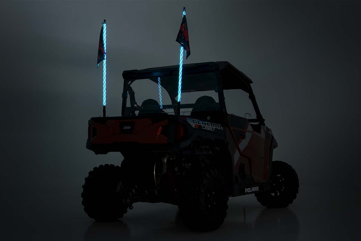 Mehrfarbige LED | Peitsche | 4' Lang | Paar — Bild 6