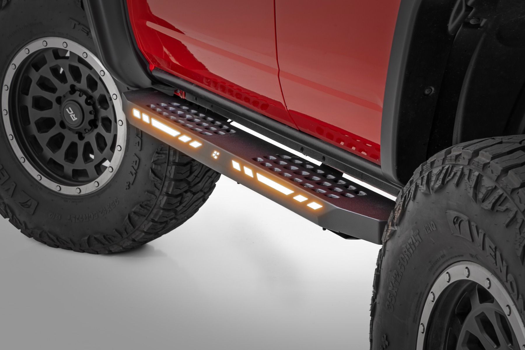 AC2 Trittbretter | Bernstein/Weiß | 4-türig | Ford Bronco 4WD (2021–2026) — Bild 2