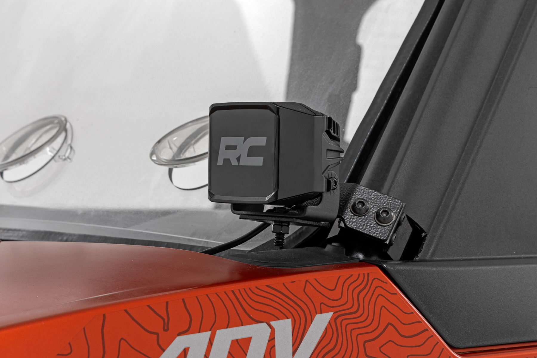 LED-Beleuchtungsset | Frontmontage | 2 Zoll Schwarz, Paar | Gelbes Tagfahrlicht | Polaris XPEDITION XP 5 — Bild 4