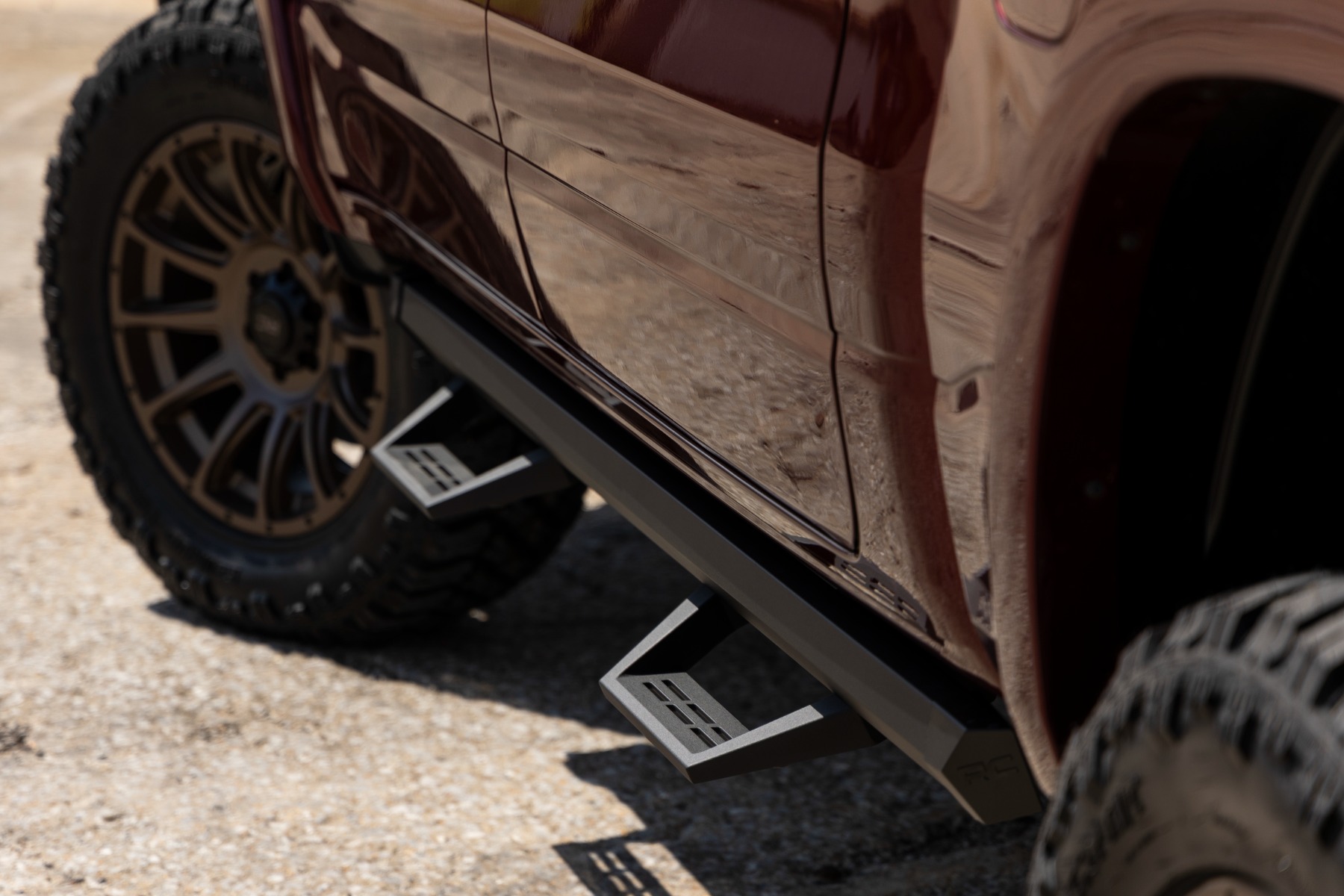 SRL2 verstellbare Aluminium-Trittstufe | Crew Cab | RAM 1500 (19–26)/1500 TRX (21–24) — Bild 5