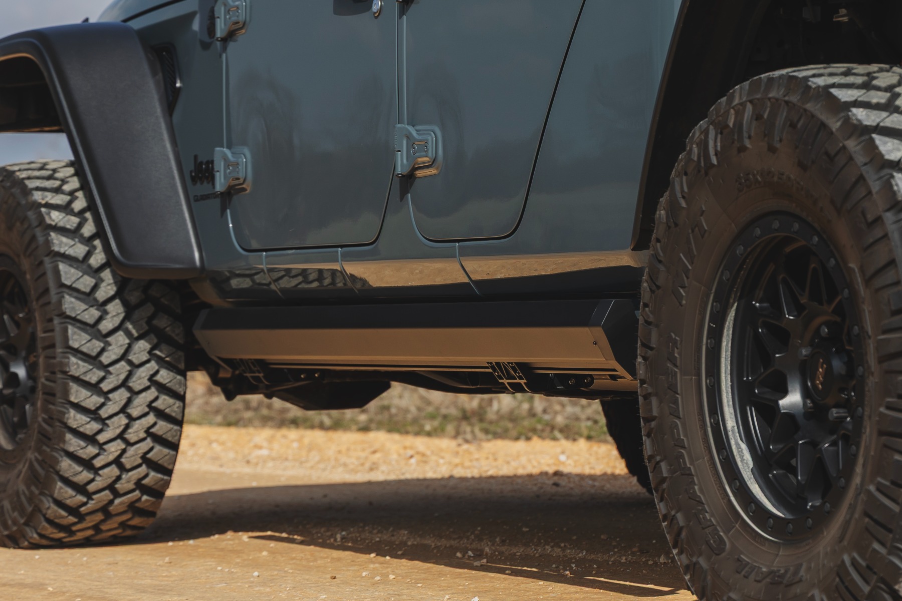 Elektrische Trittbretter | Jeep Gladiator JT 4WD (2020–2026) — Bild 9