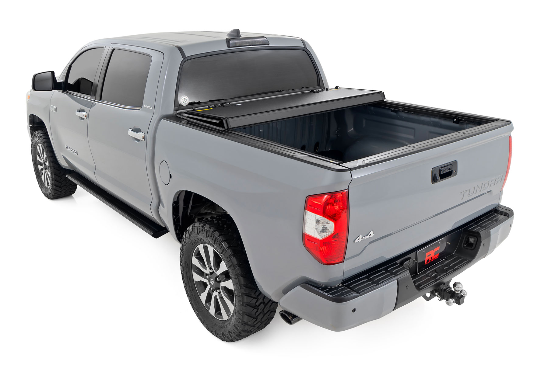 Hard Tri-Fold Flip Up Bed Cover | 5'7" Bed | Toyota Tundra 2WD/4WD (07-21) — Bild 4