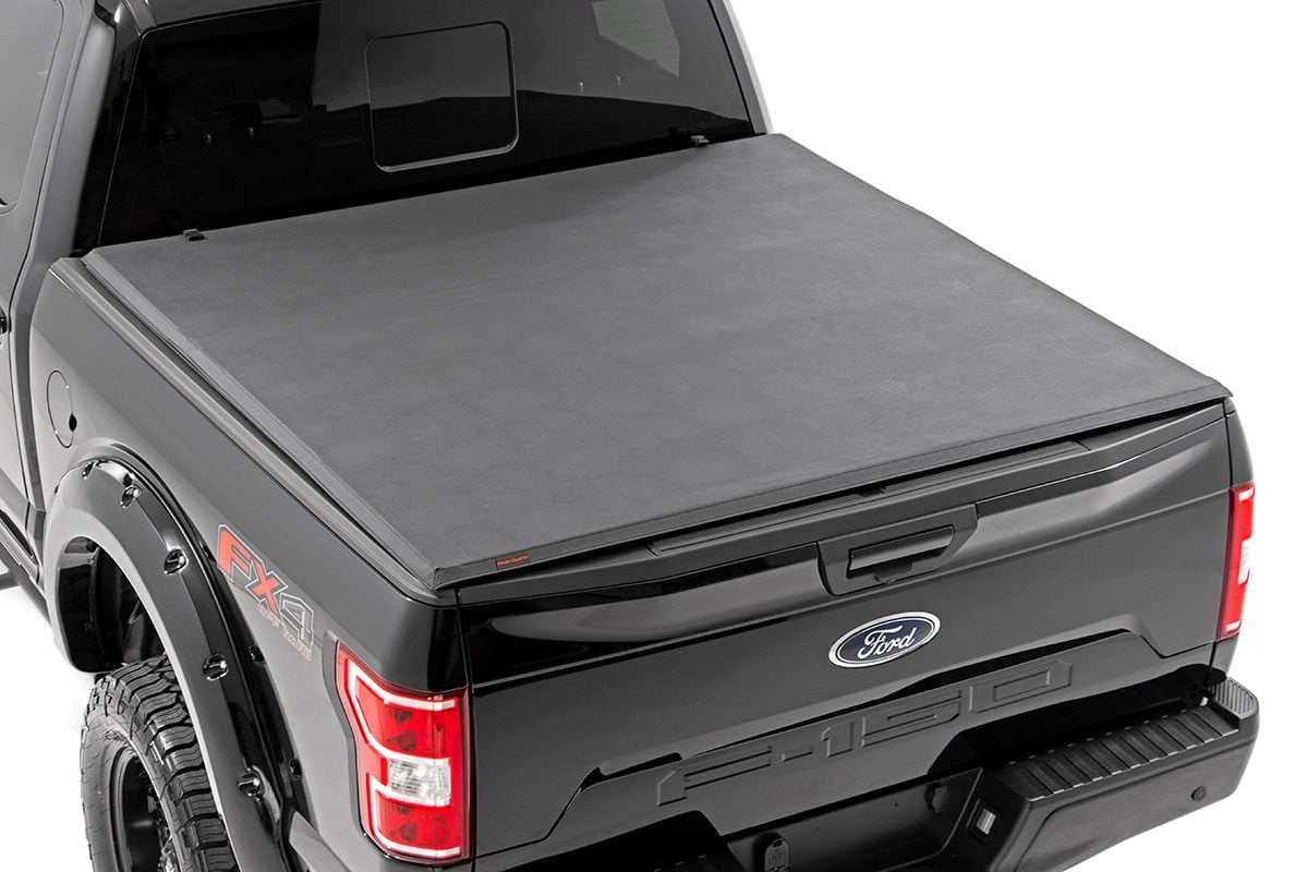 Weiche, dreifach faltbare Ladeflächenabdeckung | 5'7 Zoll Ladefläche | Ford F-150 2WD/4WD (2001–2003)