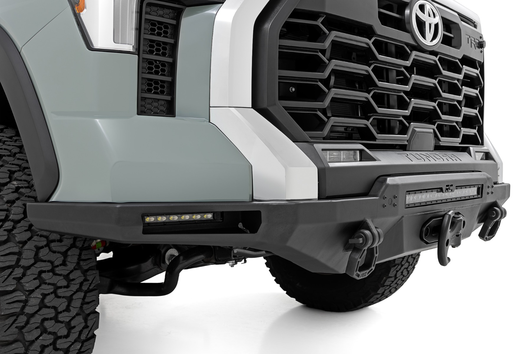 Hybrid-Frontstoßstange | 12000S | Schwarze LED mit weißem Tagfahrlicht | Toyota Tundra (22–26) — Bild 5