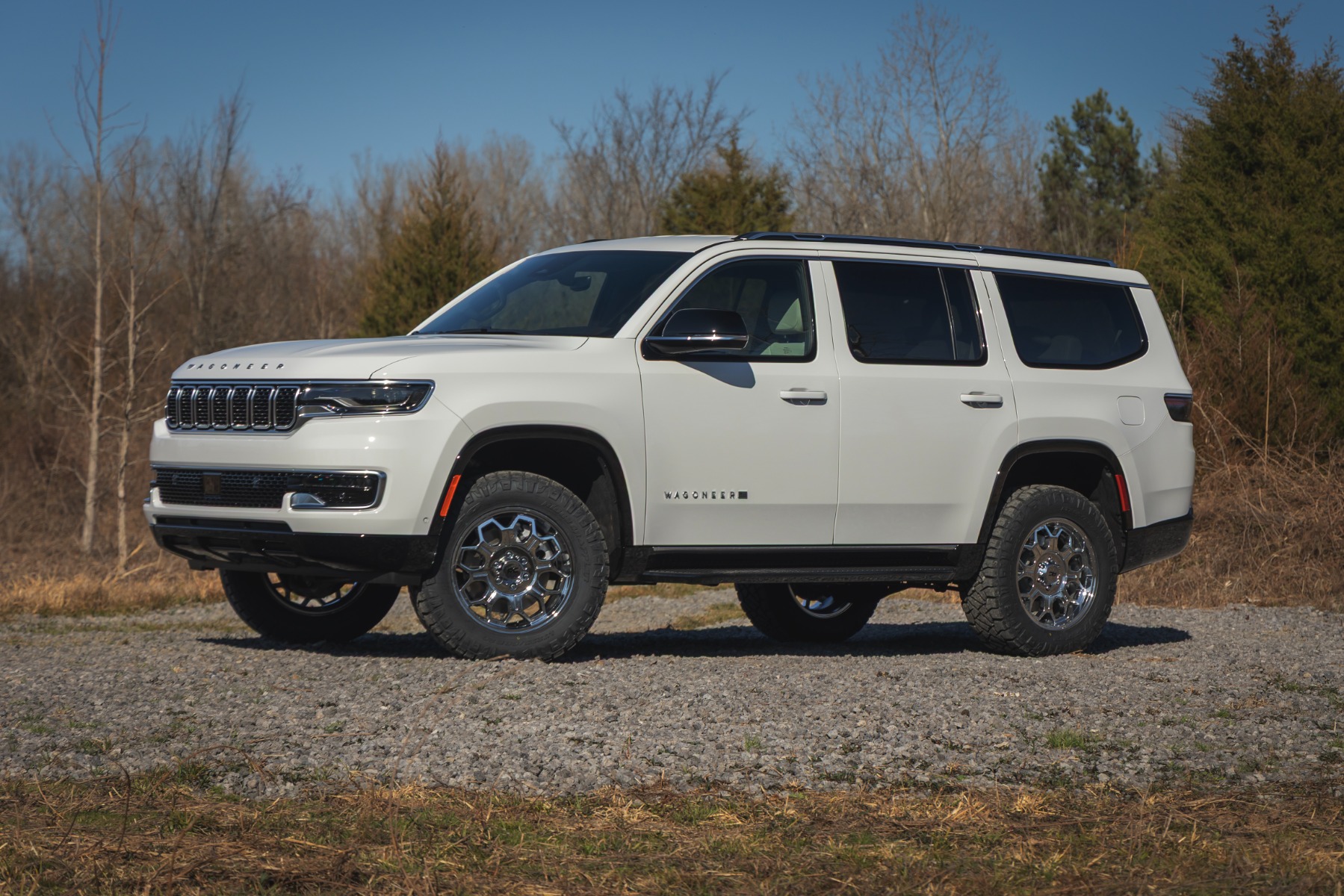 3-Zoll-Lift Kit | Jeep Wagoneer 4WD (2022–2025) | Rote Ausführung — Bild 3