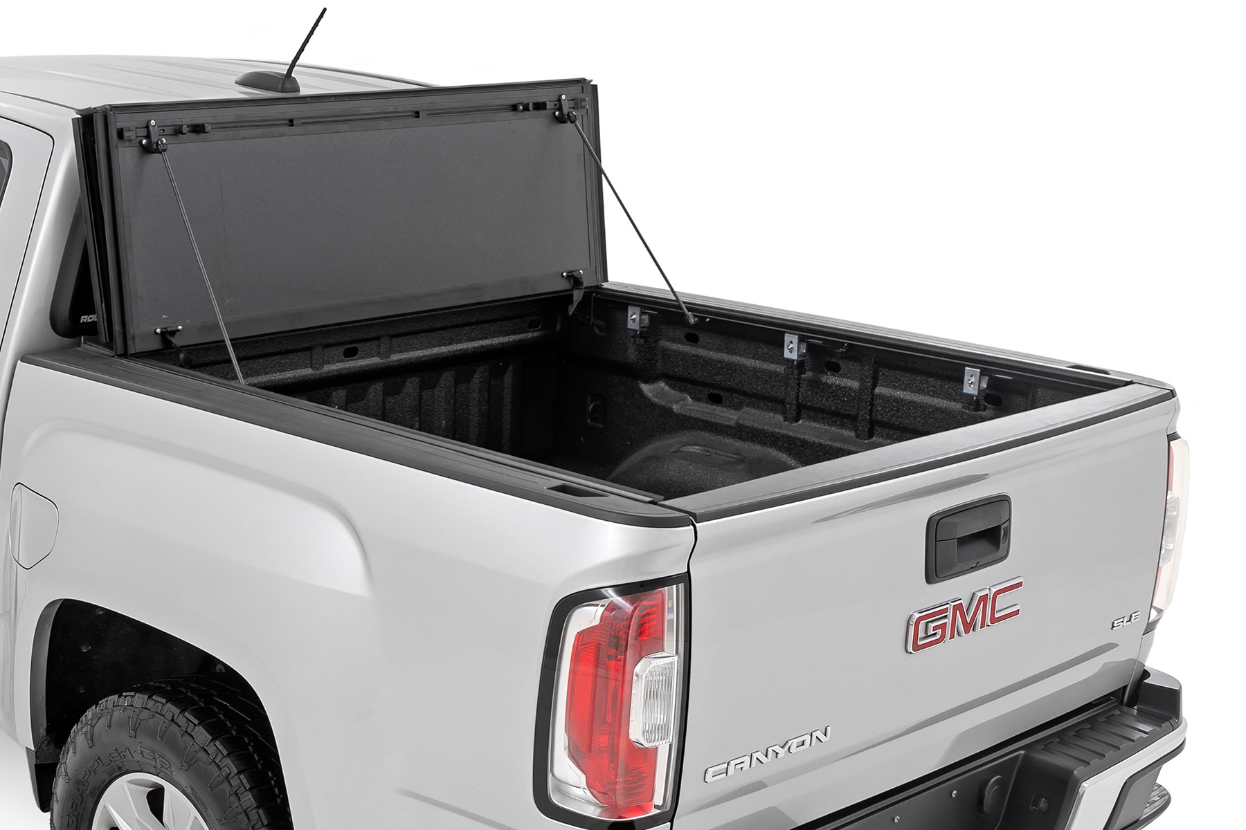 Hard Tri-Fold Flip Up Bed Cover | 6' Bed | Chevy/GMC Canyon/Colorado (15-26) — Bild 2