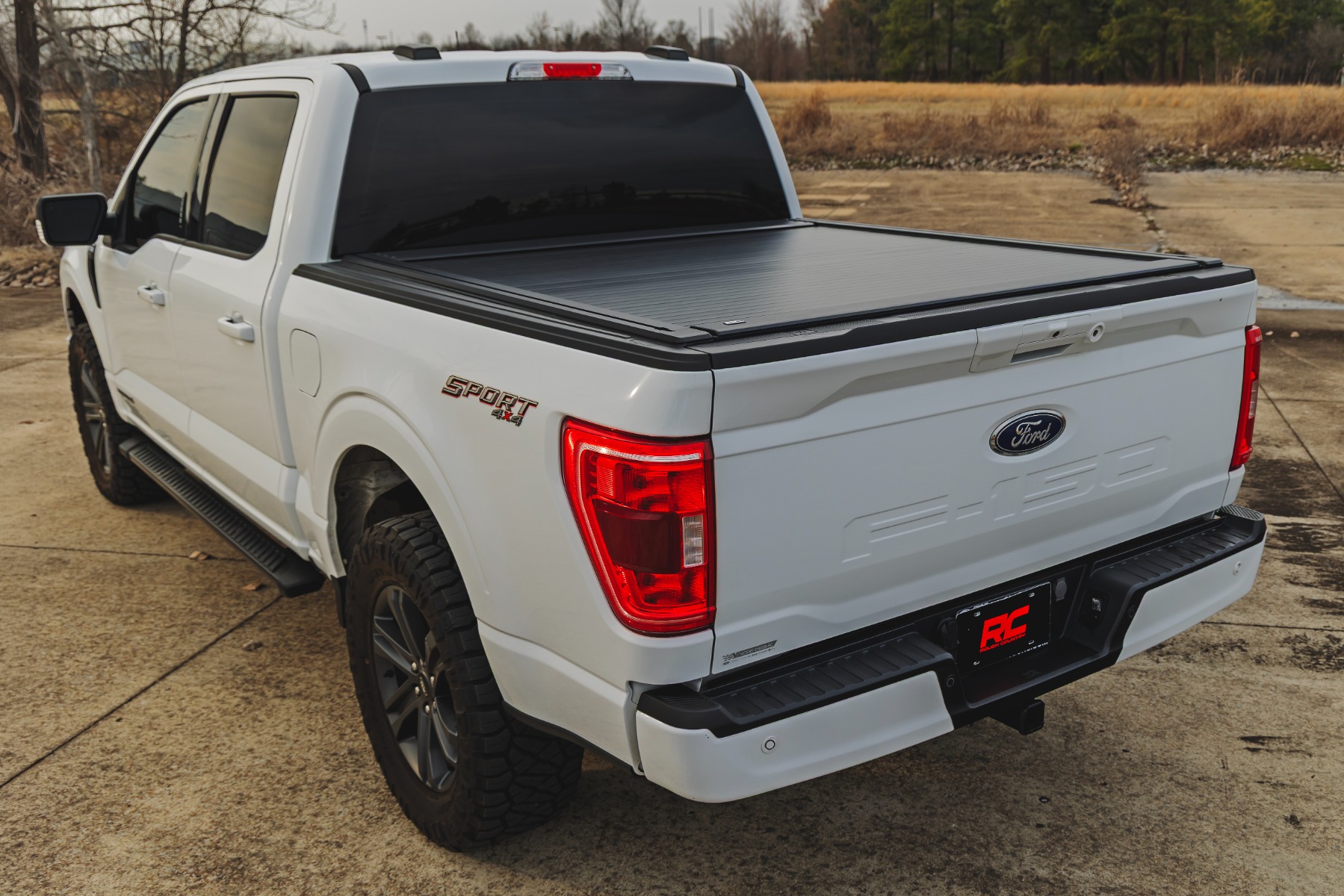Manuell versenkbare Ladeflächenabdeckung | 5'7" Ladefläche | Ford F-150 (15–26)/F-150 Lightning (22–26) — Bild 14